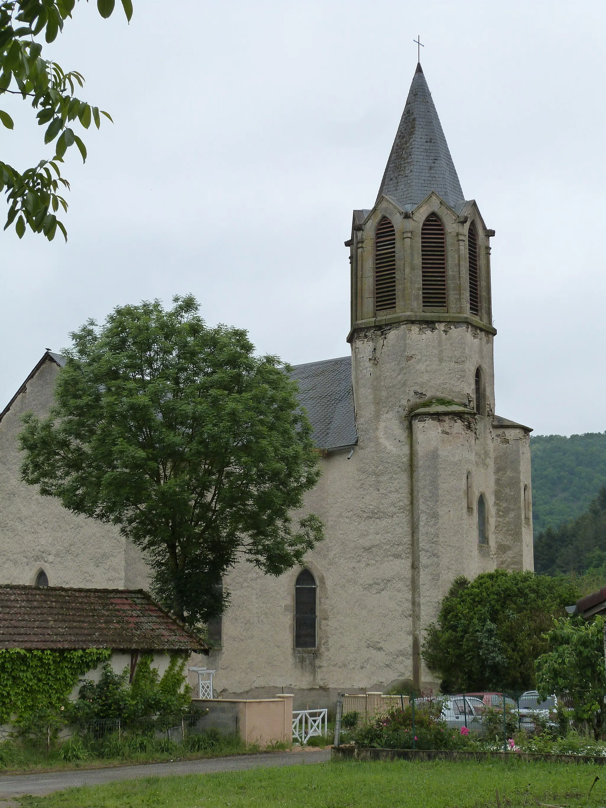 Photo showing: Vue depuis le sud-ouest de l'église Notre-Dame de Monteils (Aveyron)