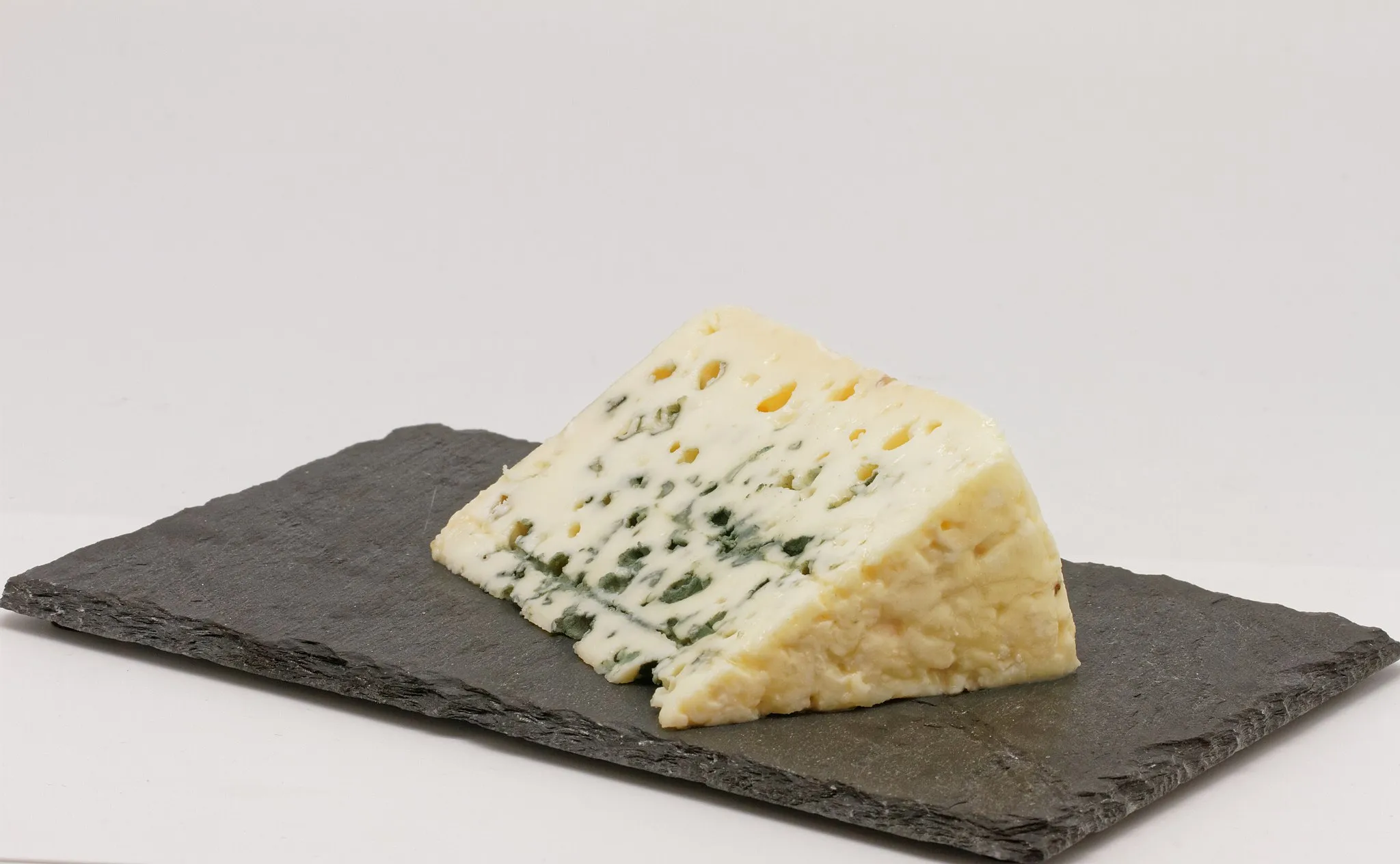 Photo showing: Du Roquefort, fromage de l'Aveyron.