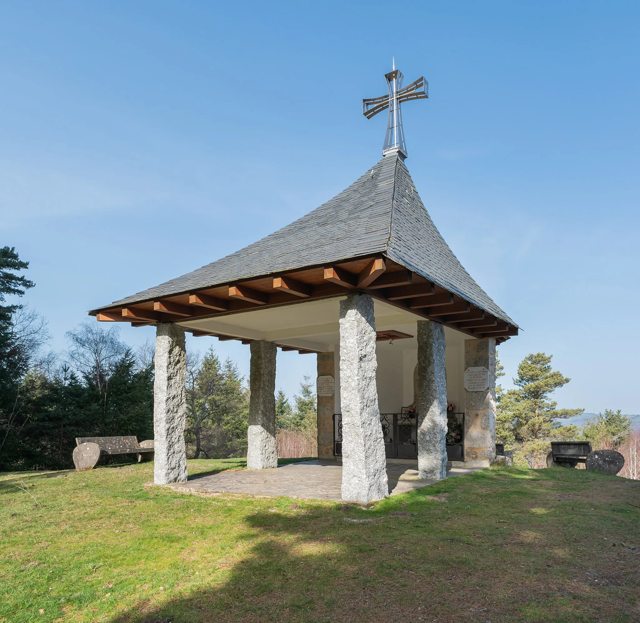 Photo showing: Notre-Dame-des-Hauteurs chapel in commune of Golinhac, Aveyron, France