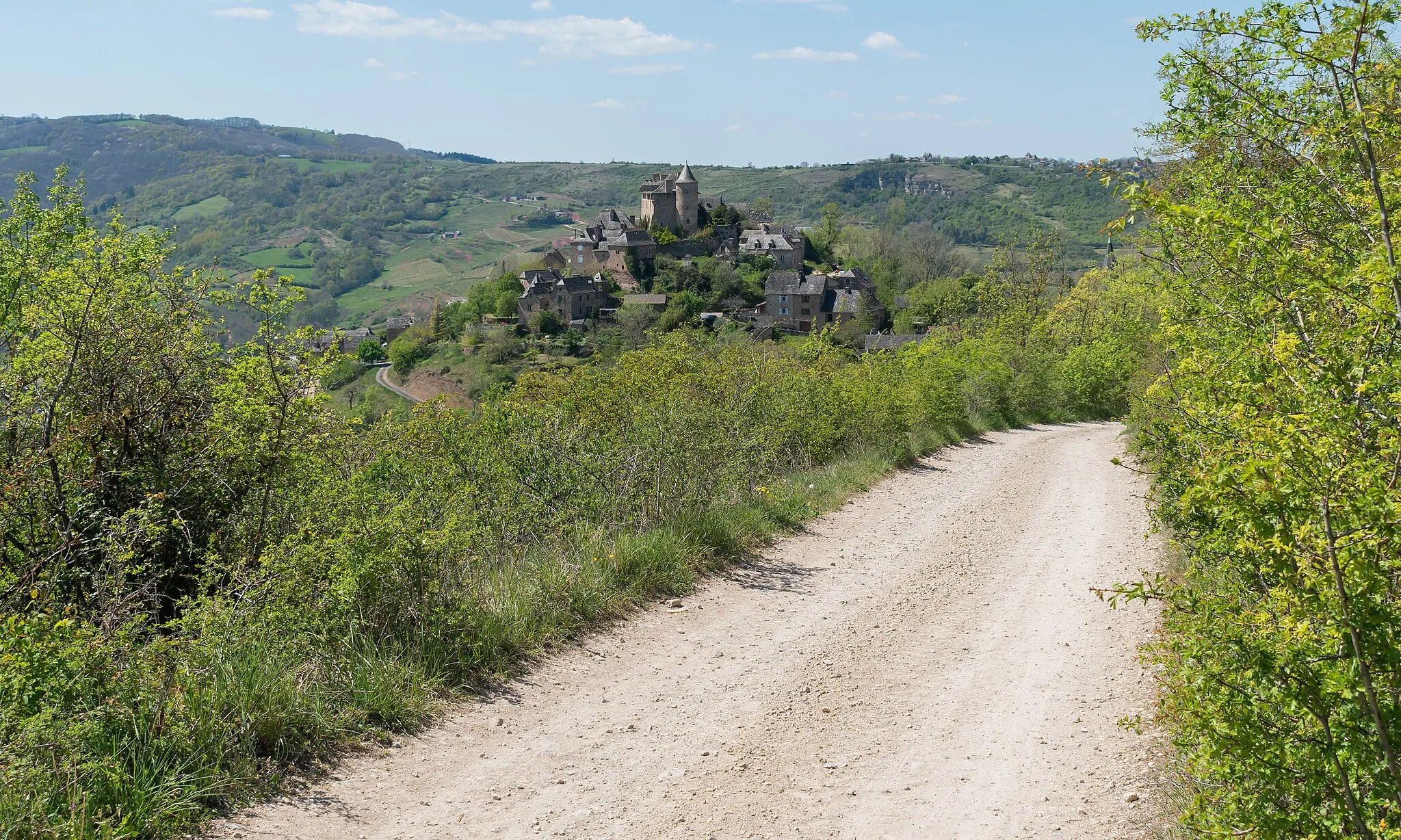 Photo showing: View of Panat in commune of Clairvaux-d'Aveyron, Aveyron, France