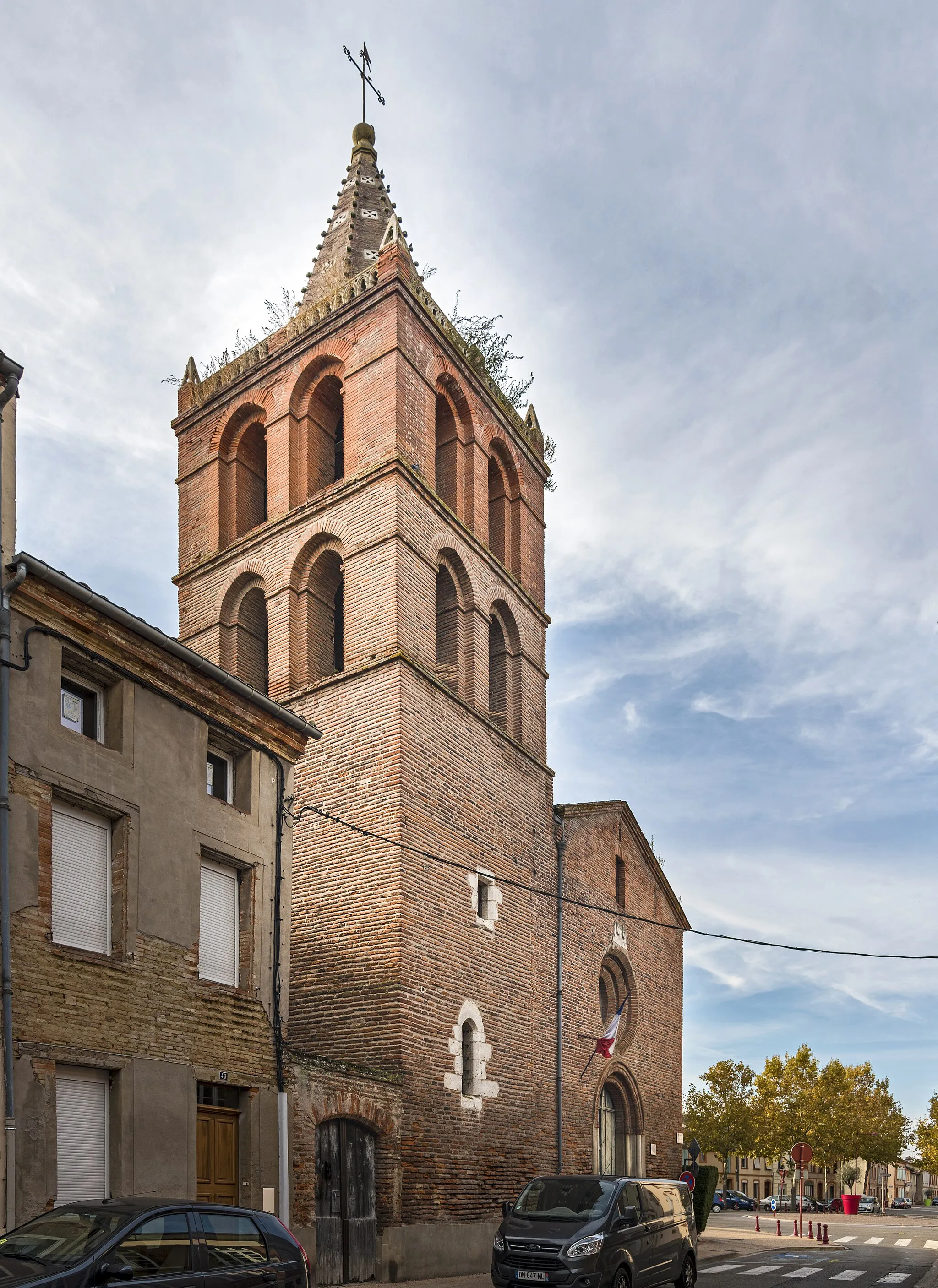 Photo showing: This building is inscrit au titre des monuments historiques de la France. It is indexed in the base Mérimée, a database of architectural heritage maintained by the French Ministry of Culture, under the reference IA00039844 .