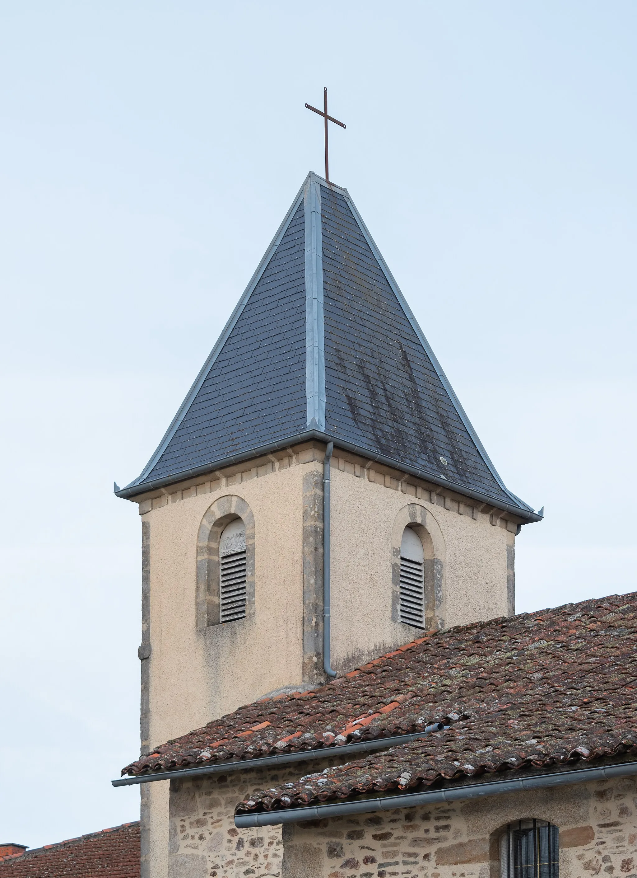 Photo showing: Bell tower of the Saint Julian church in Montet, Lot, France