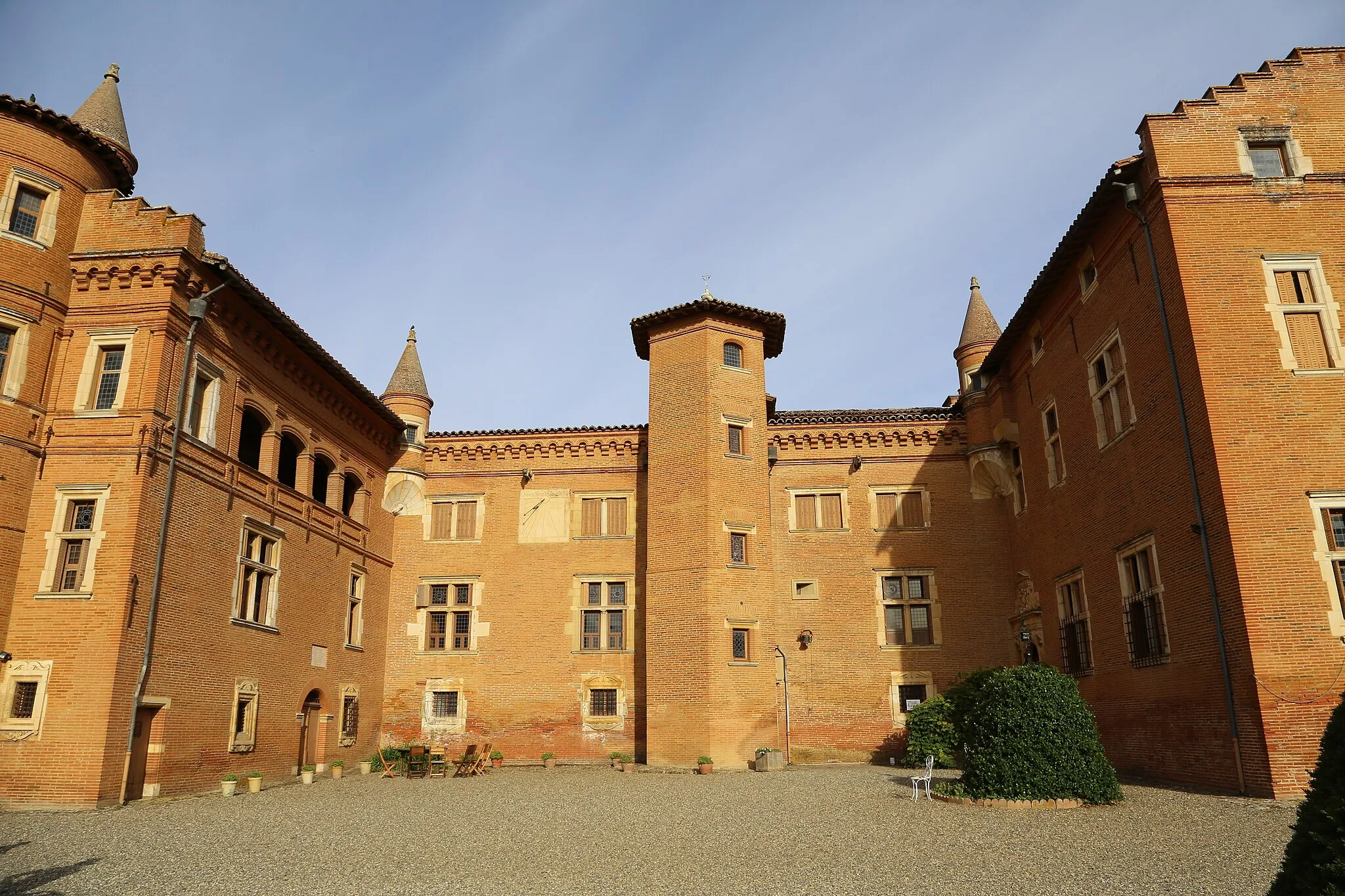 Photo showing: Castle of Pibrac, 16th century (Haute-Garonne, France).