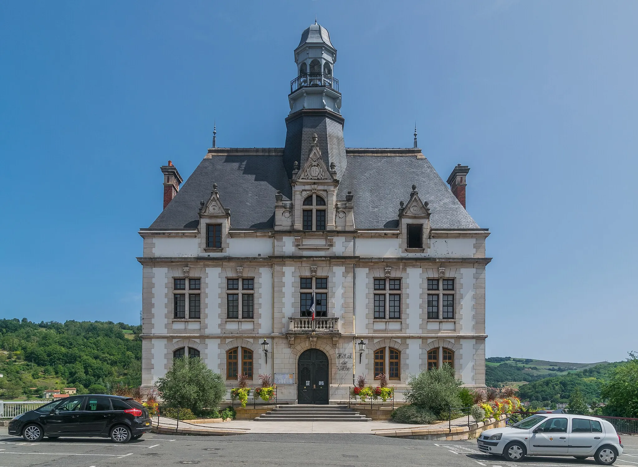 Photo showing: Town hall of Decazeville, Aveyron, France