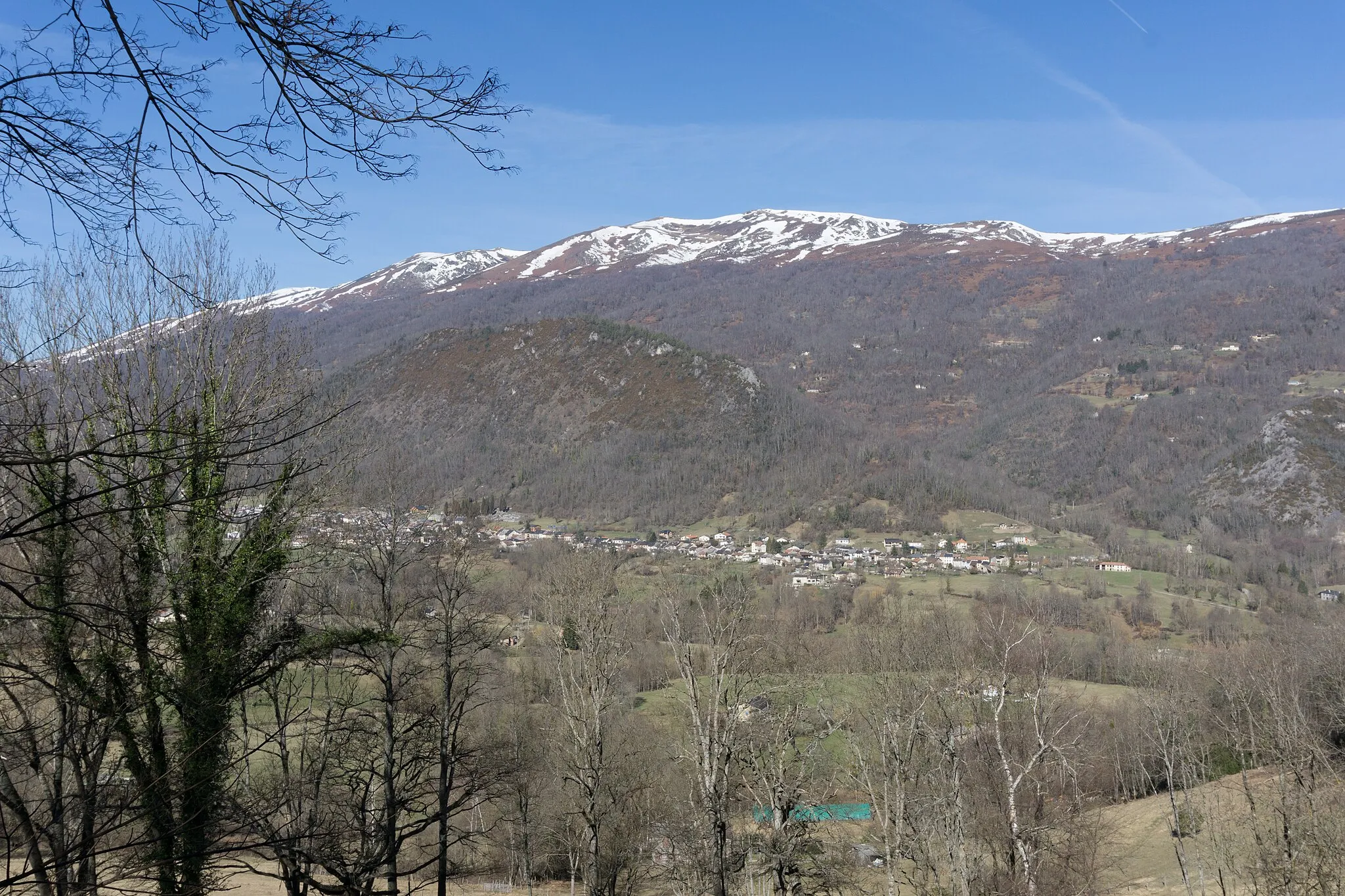 Photo showing: From hike around Saurat, France