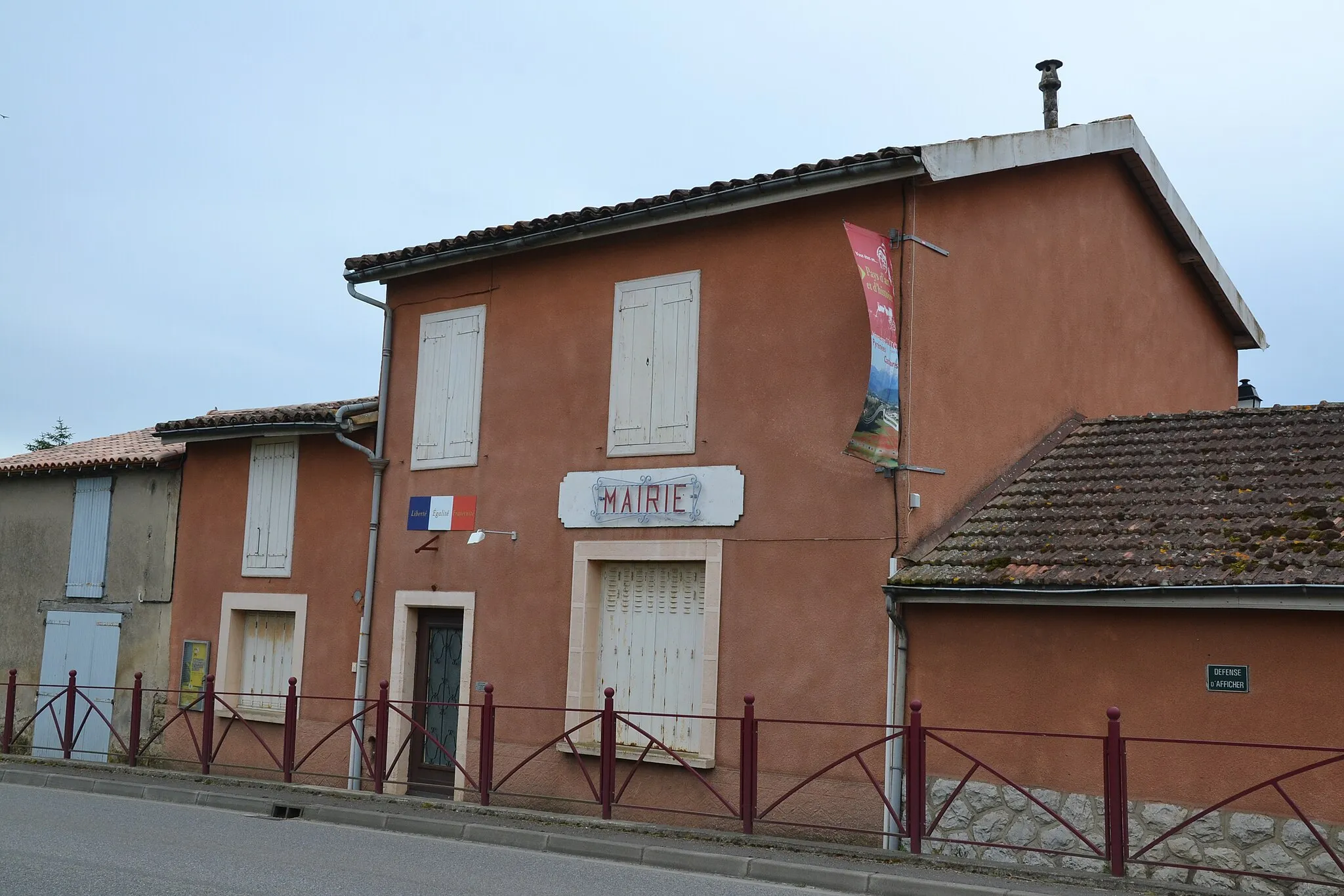 Photo showing: Mairie de Coutens (Ariège, France).