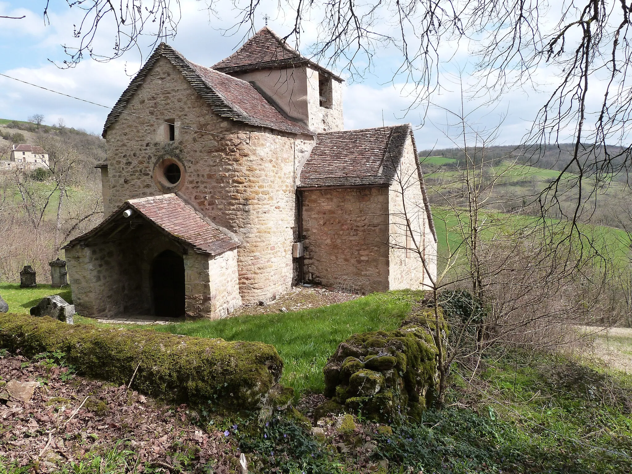 Photo showing: Chapelle Saint-Clair au hameau de Saint-Loup
