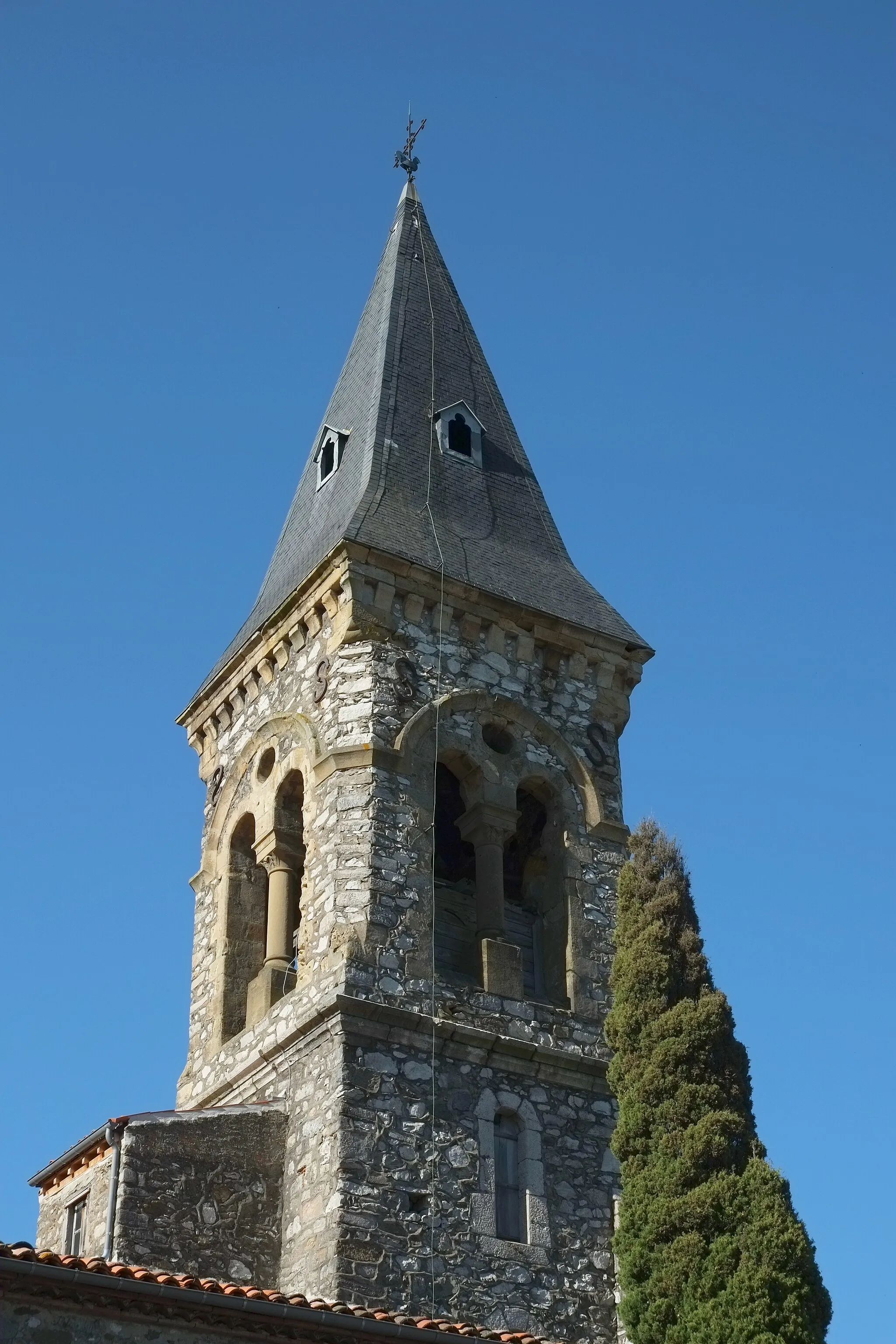 Photo showing: Kirche Saint-Louis in Mercus-Garrabet im Département Ariège der Region Midi-Pyrénées (Frankreich)