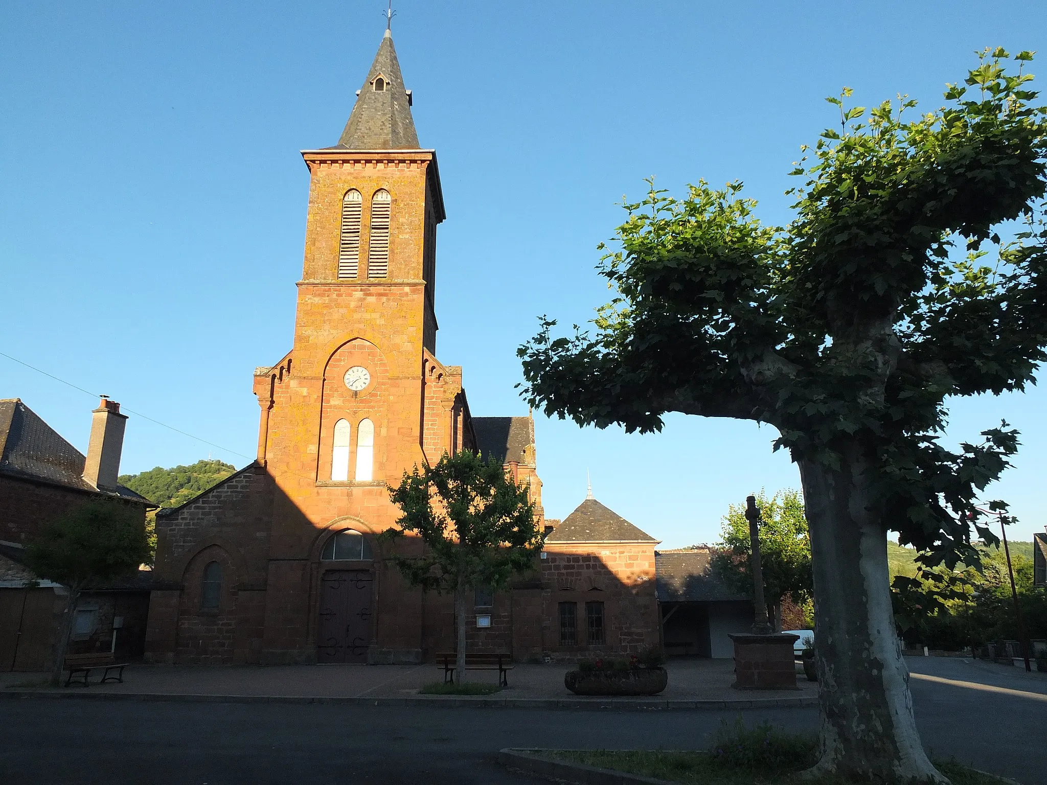 Photo showing: Eglise de Saint-Christophe-Vallon