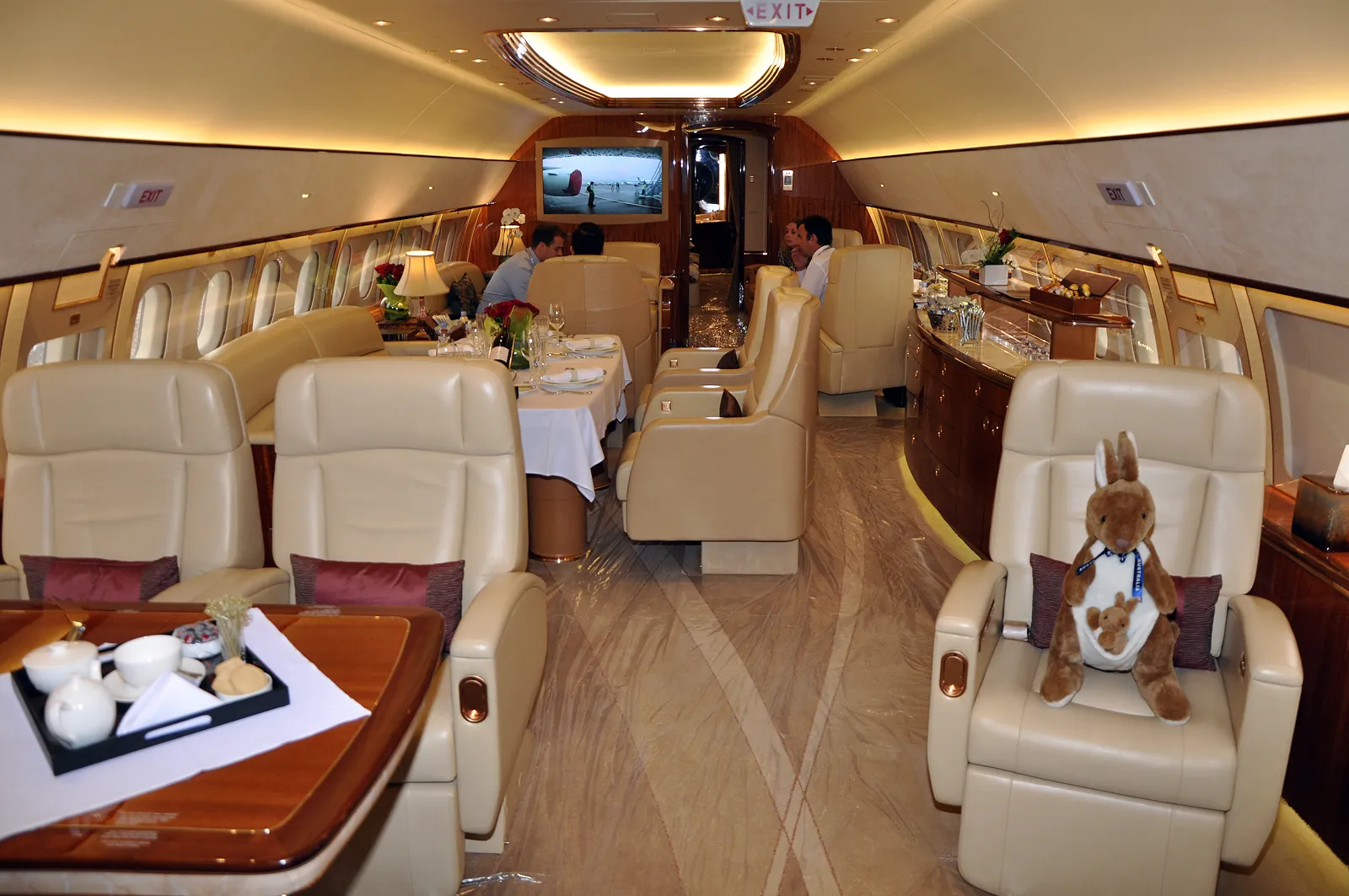 Photo showing: 9H-AVK Airbus A319-115 CJ c/n 4622. The aircraft contains this main lounge/dining area followed by a spacious bedroom, and at the very rear a sizeable bathroom complete with shower - Day 1 Avalon 2013 Australian International Airshow. File: 9H-AVK_YMAV_20130226_7803