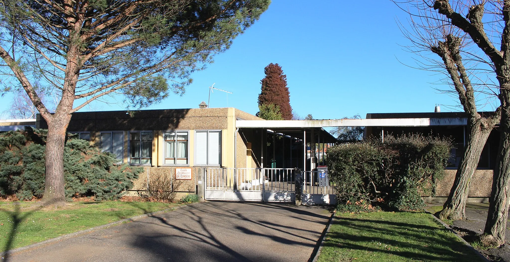 Photo showing: École Maternelle La Sendère de Tarbes (Hautes-Pyrénées)