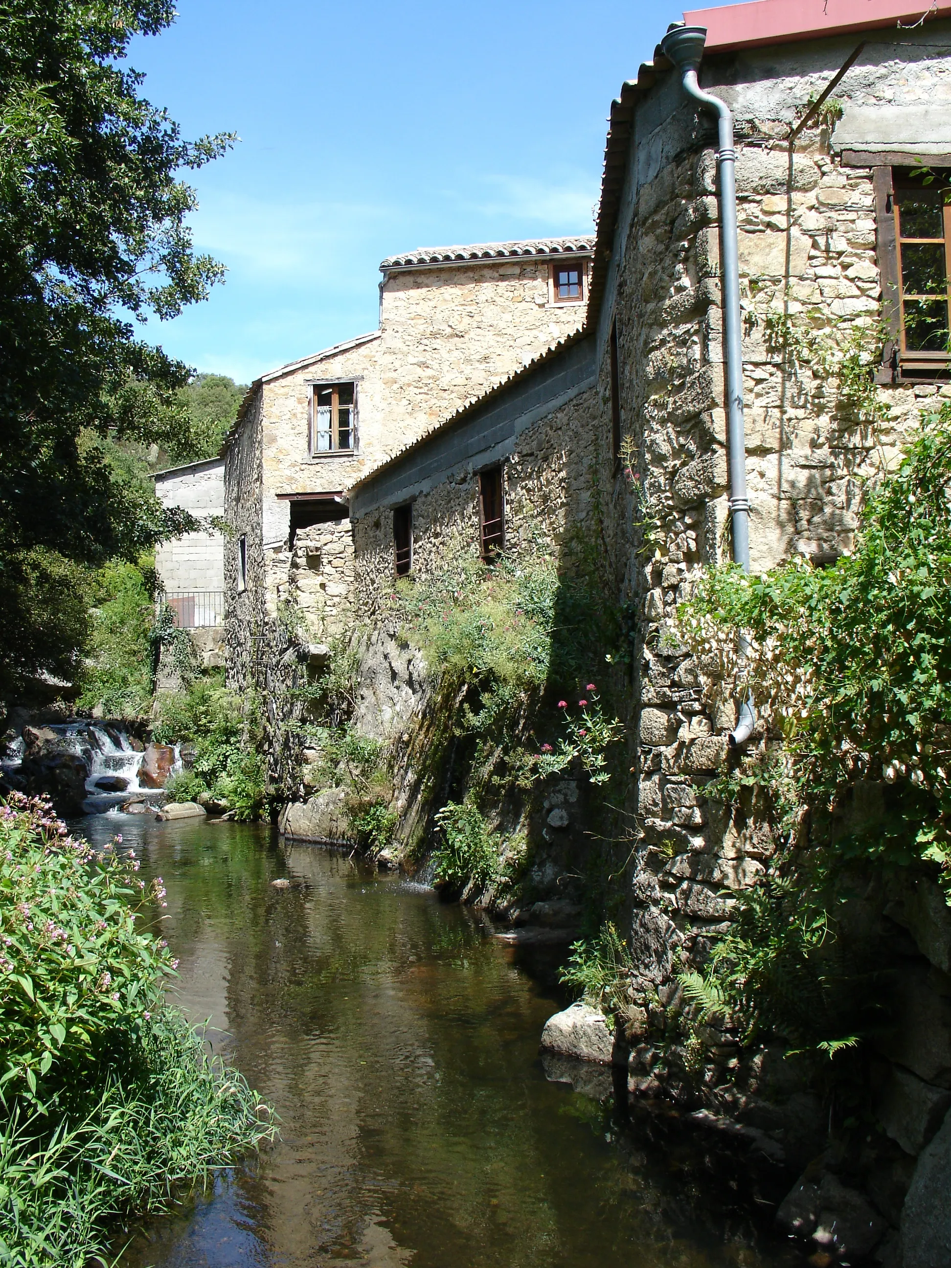 Photo showing: photo du moulin de brousses