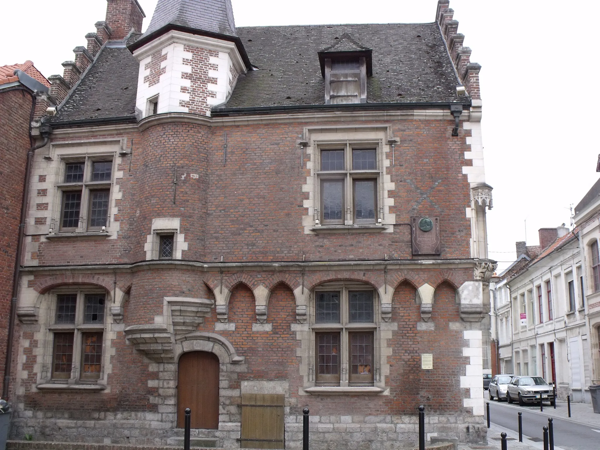 Photo showing: façade du côté de la rue notre-dame