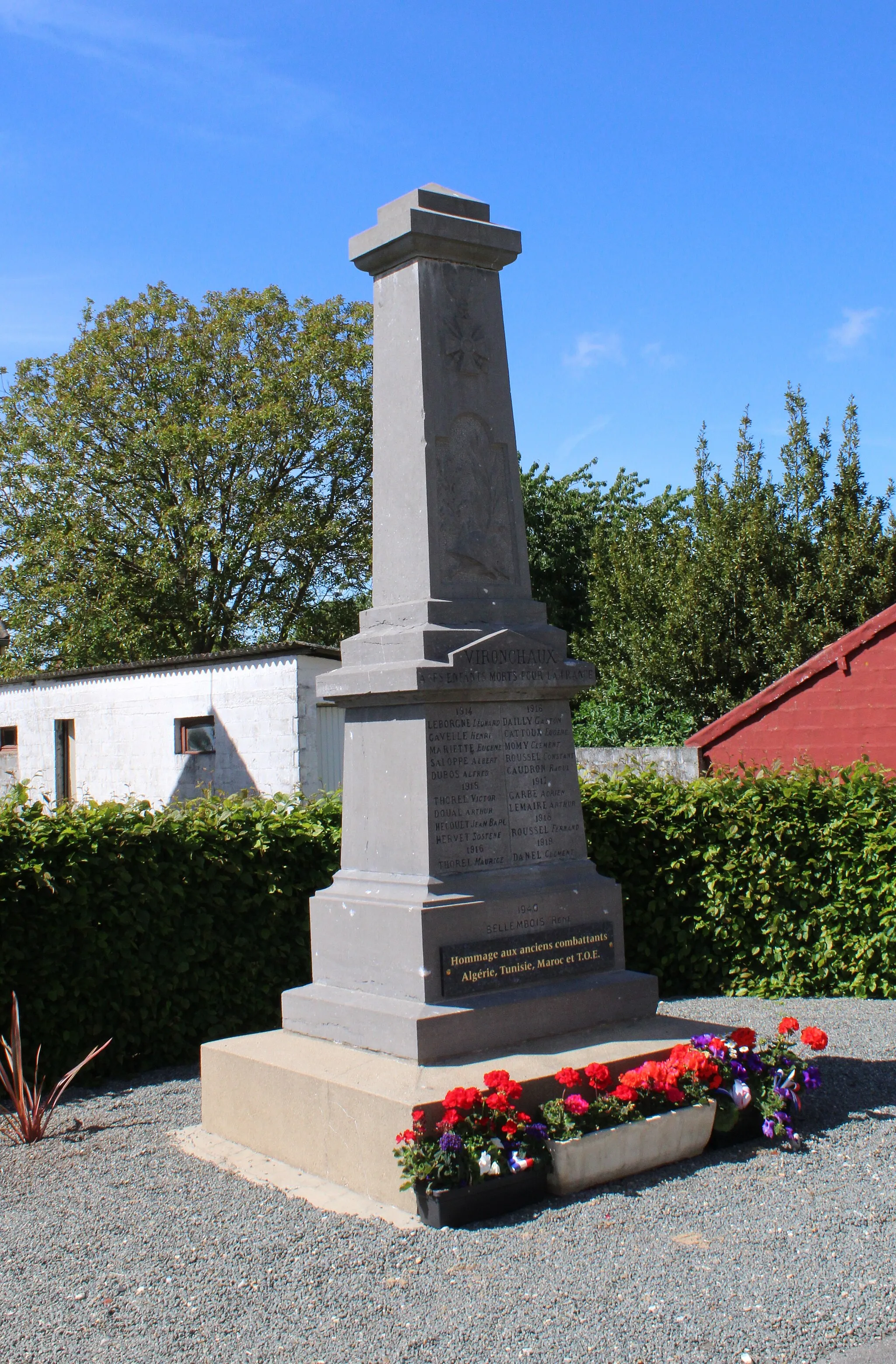 Photo showing: Le monument aux morts