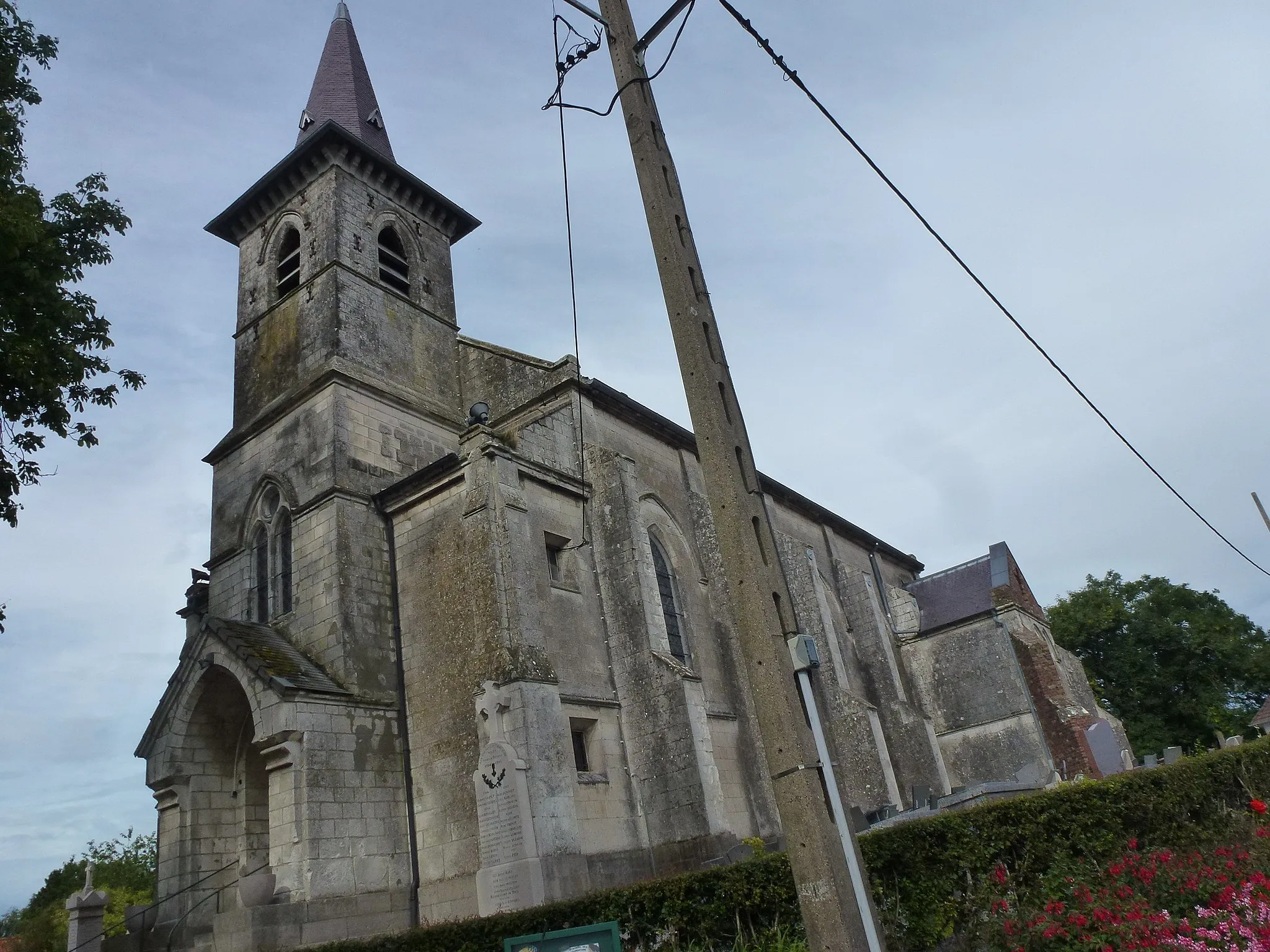 Photo showing: Campagne-lès-Guines (Pas-de-Calais) église Saint-Martin, extérieur