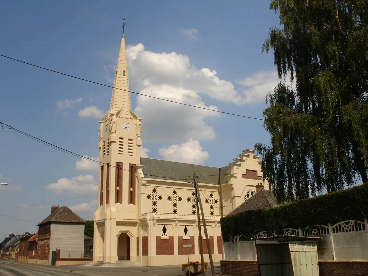 Photo showing: Église de Ficheux