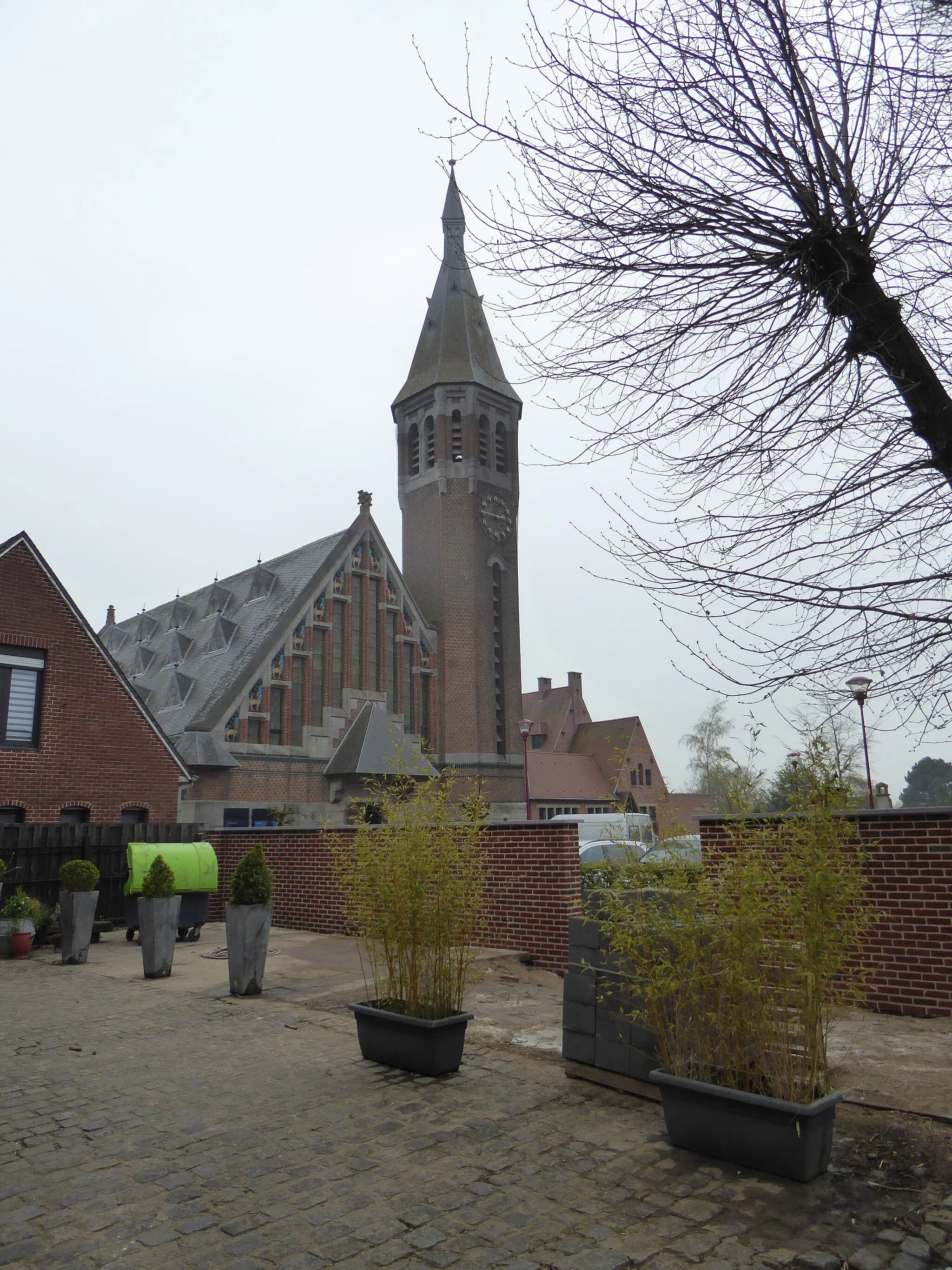 Photo showing: Bléharies (Belgium), the St. Aybert church (1924-1926 - Architect: Henri Lacoste).