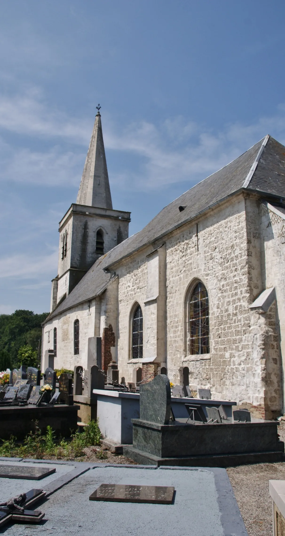 Photo showing: église St Pierre