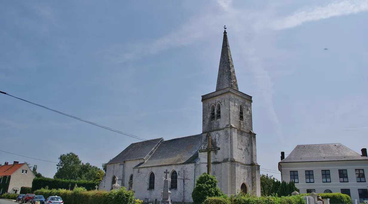 Photo showing: église St Pierre