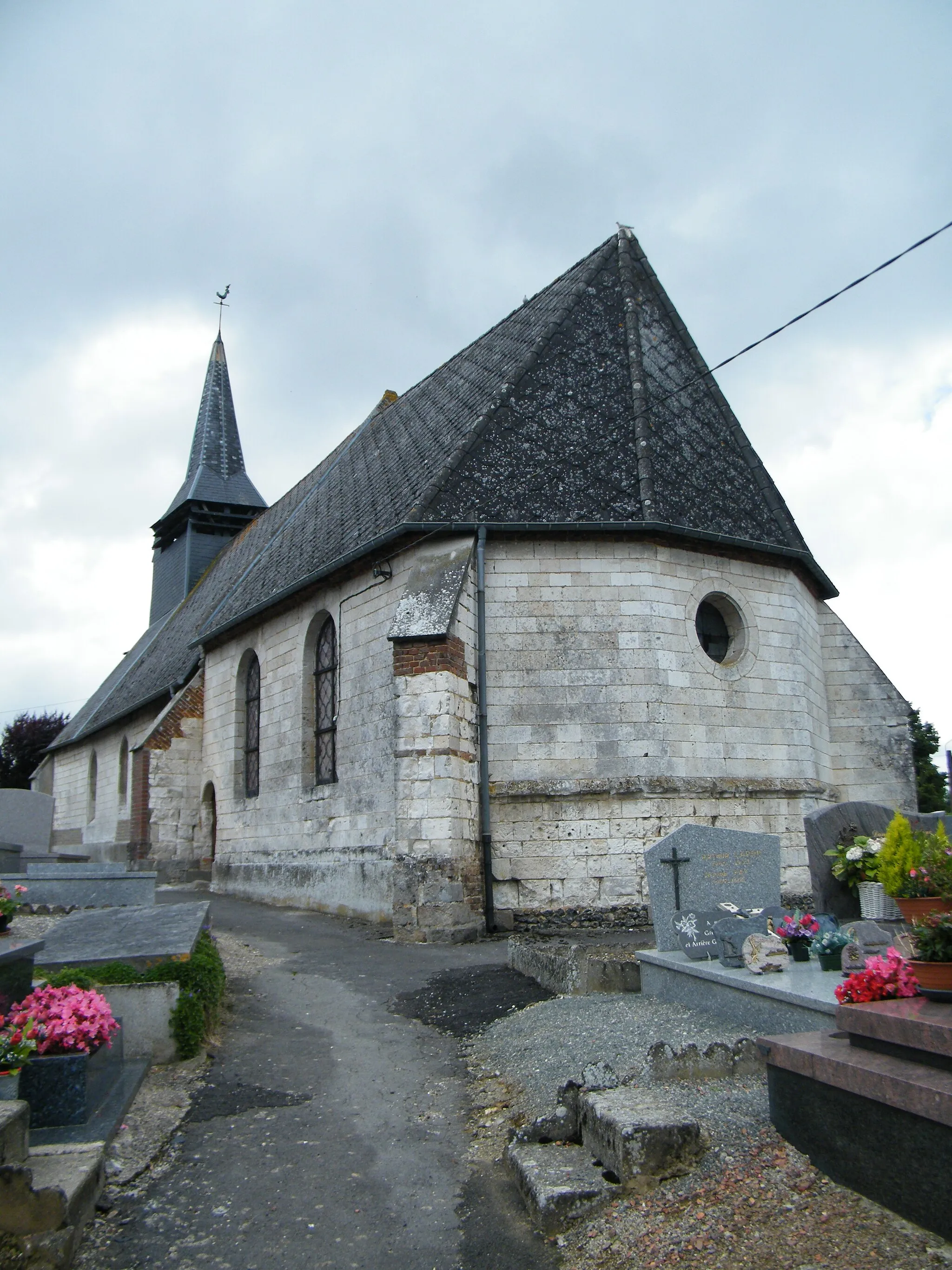 Photo showing: Chevet de l'église.