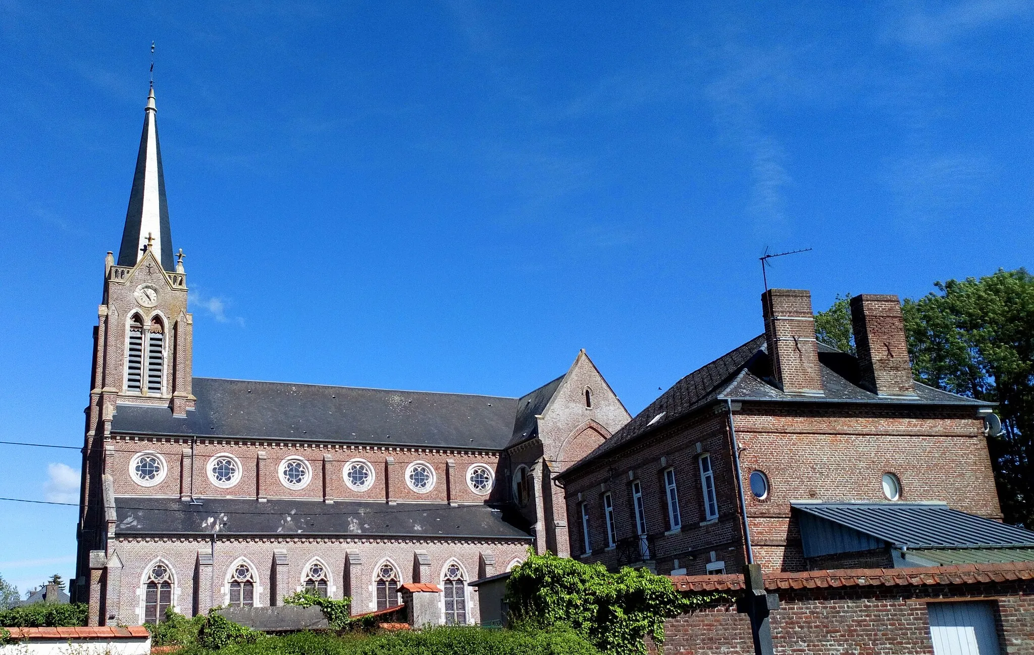 Photo showing: Église de la Trinité de Bernaville 12