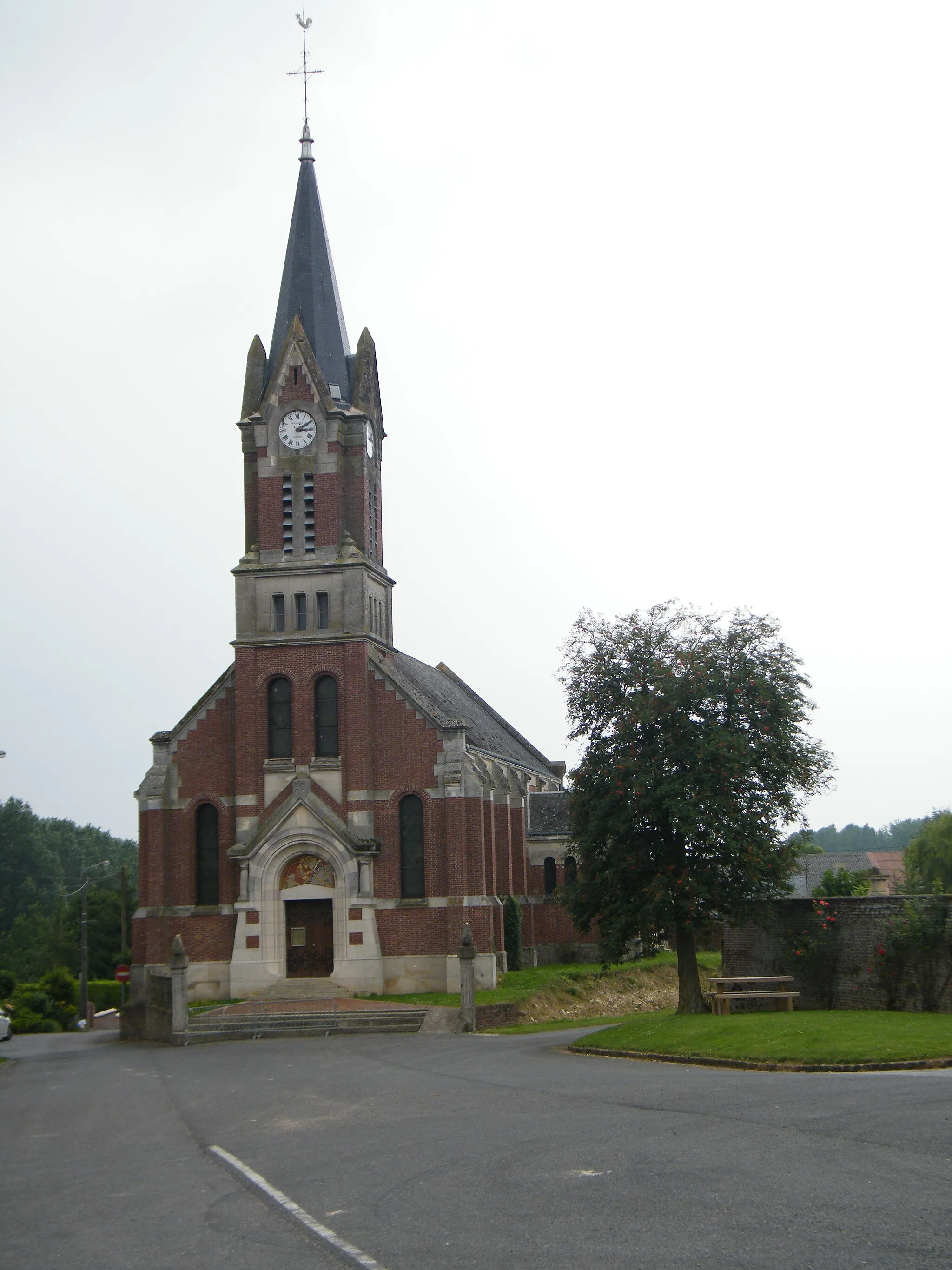 Photo showing: Église Saint-Martin.