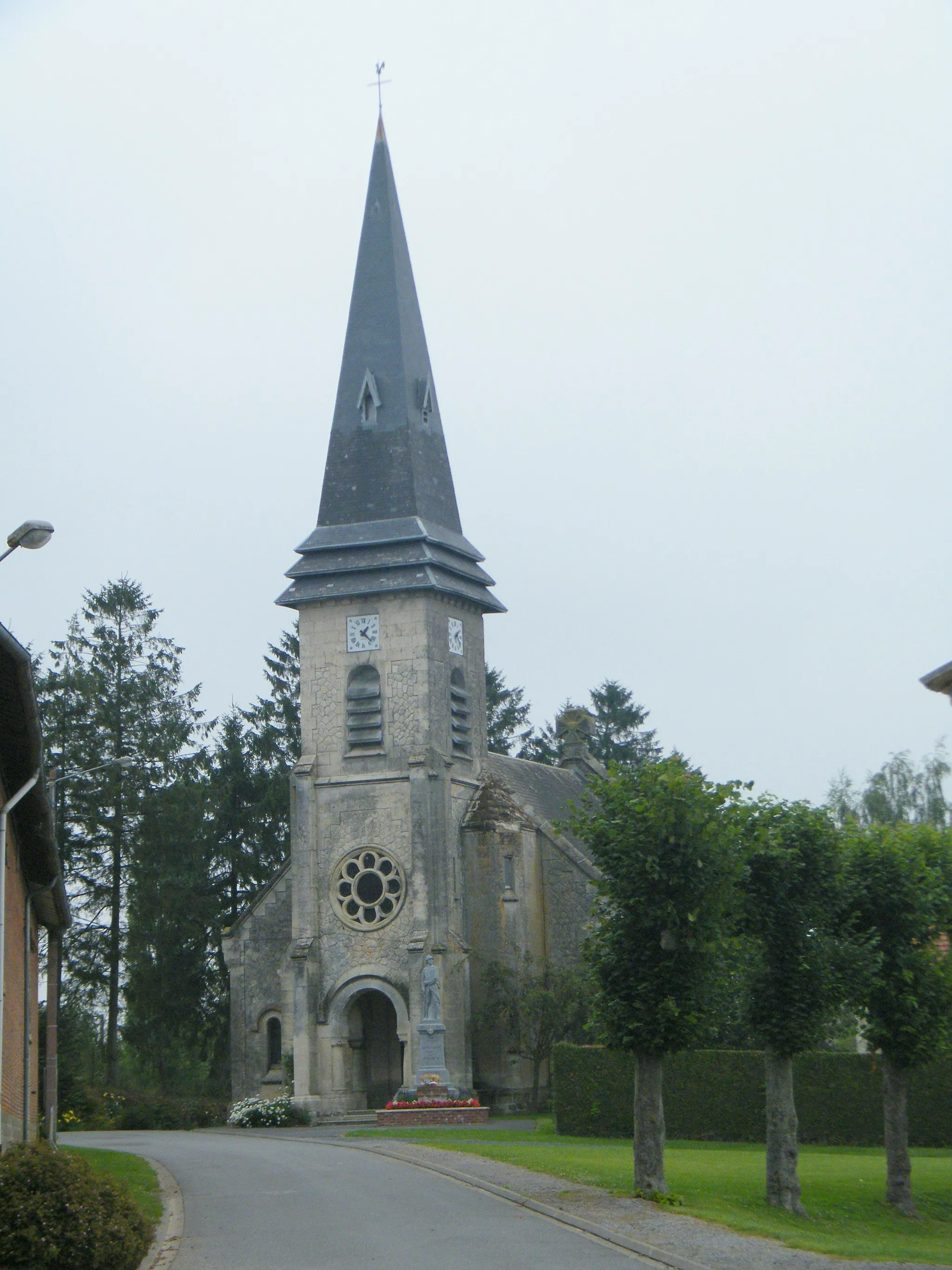 Photo showing: Église Saint-martin de Liéramont.