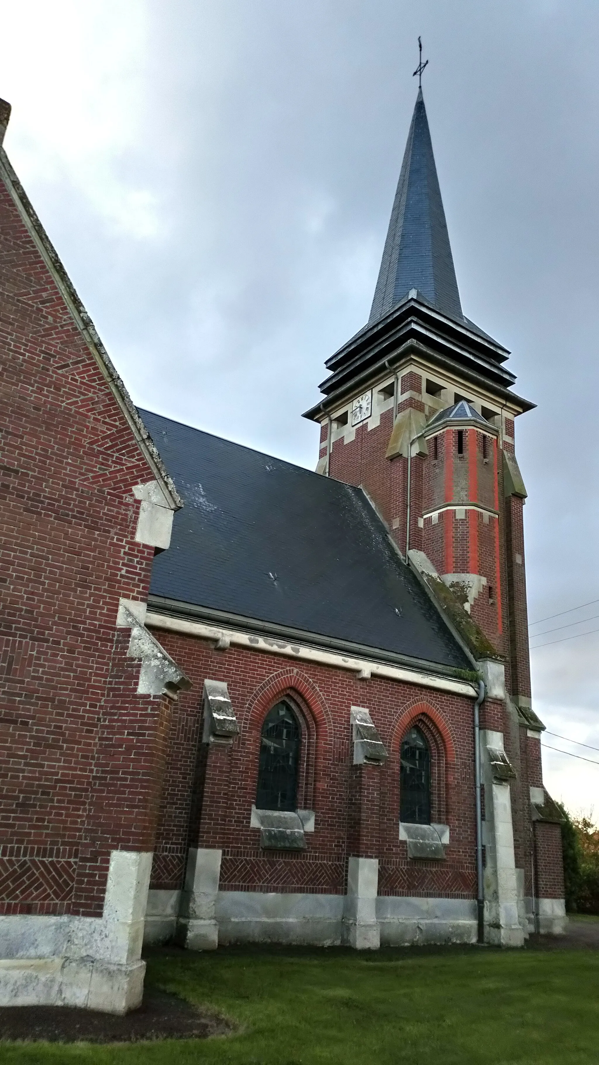 Photo showing: Vermandovillers, église 3