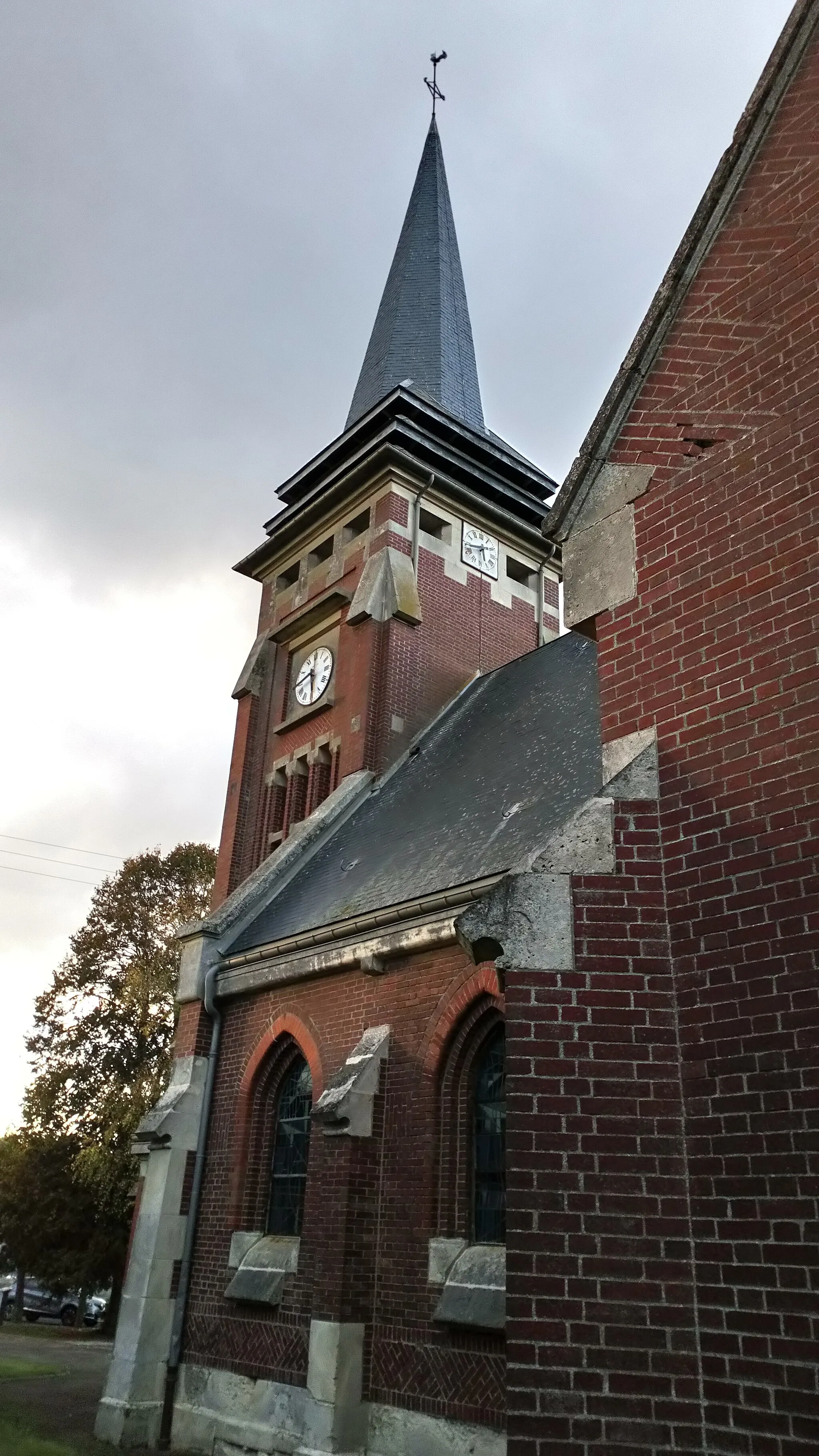 Photo showing: Vermandovillers, église 2