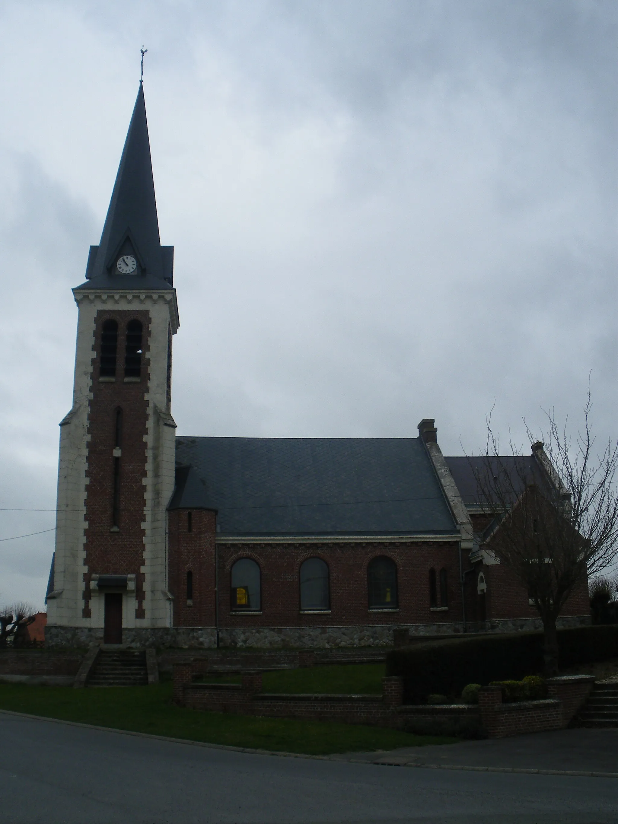 Photo showing: Vue de l'église Saint-Martin de Barastre.