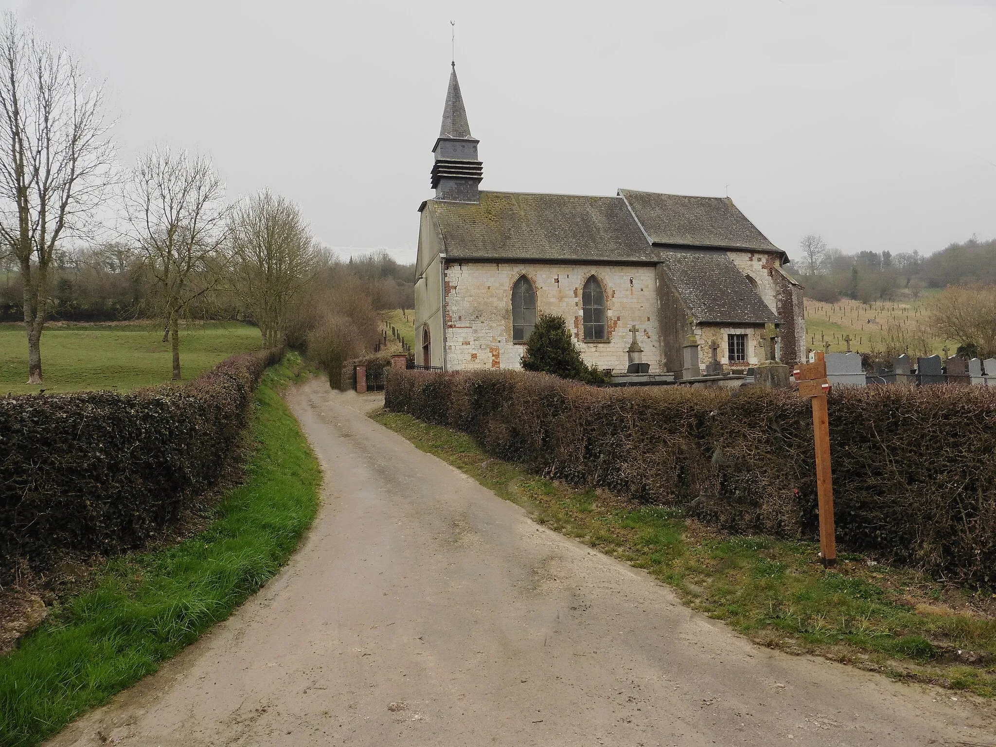 Photo showing: L'église Saint-Pierre de Bimont, sur le GR 127 Pas-de-Calais.- ( Pas-Calés).- France.