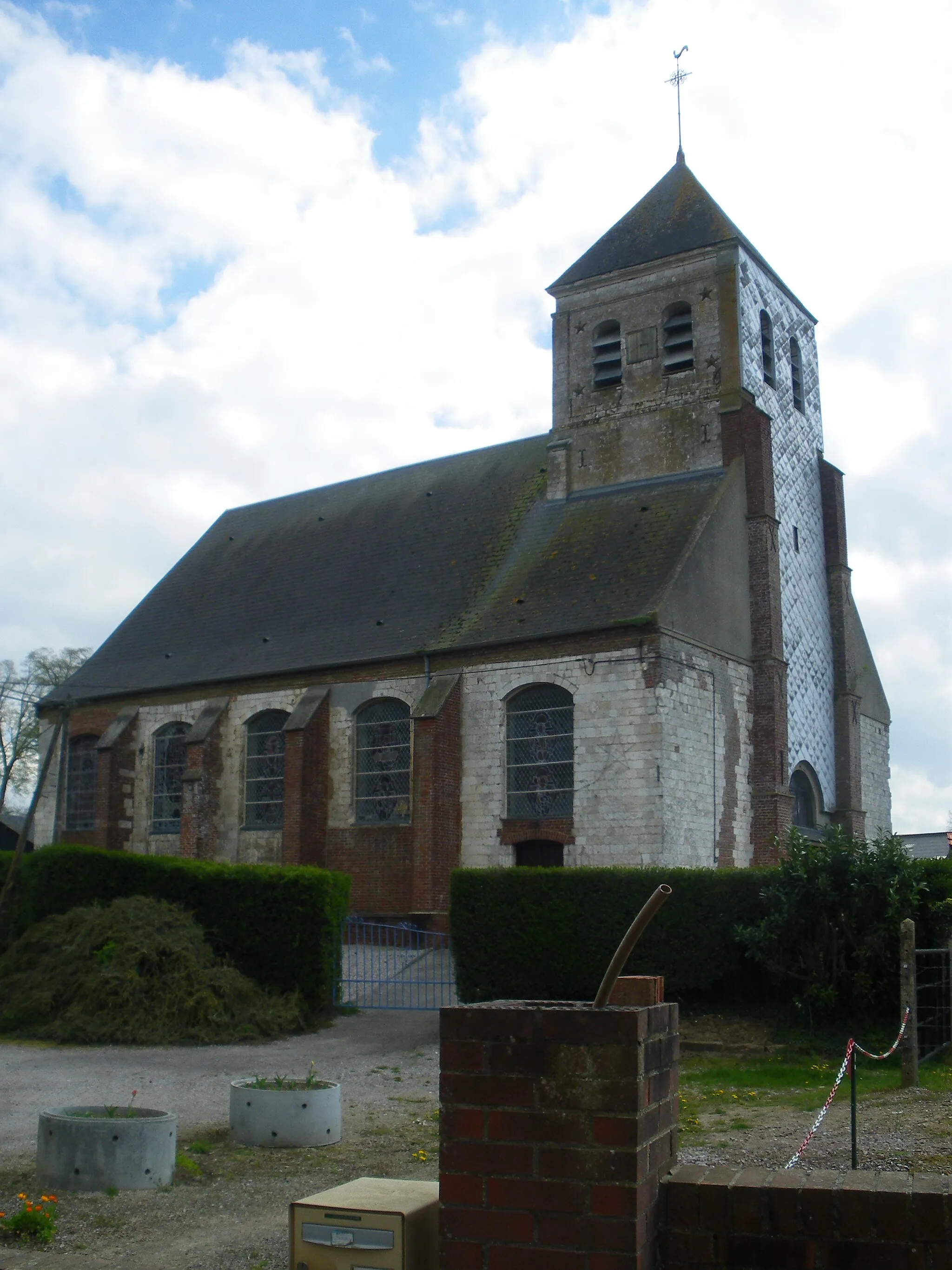 Photo showing: Vue de l'église Saint-Kilien d'Houvin-Houvigneul.