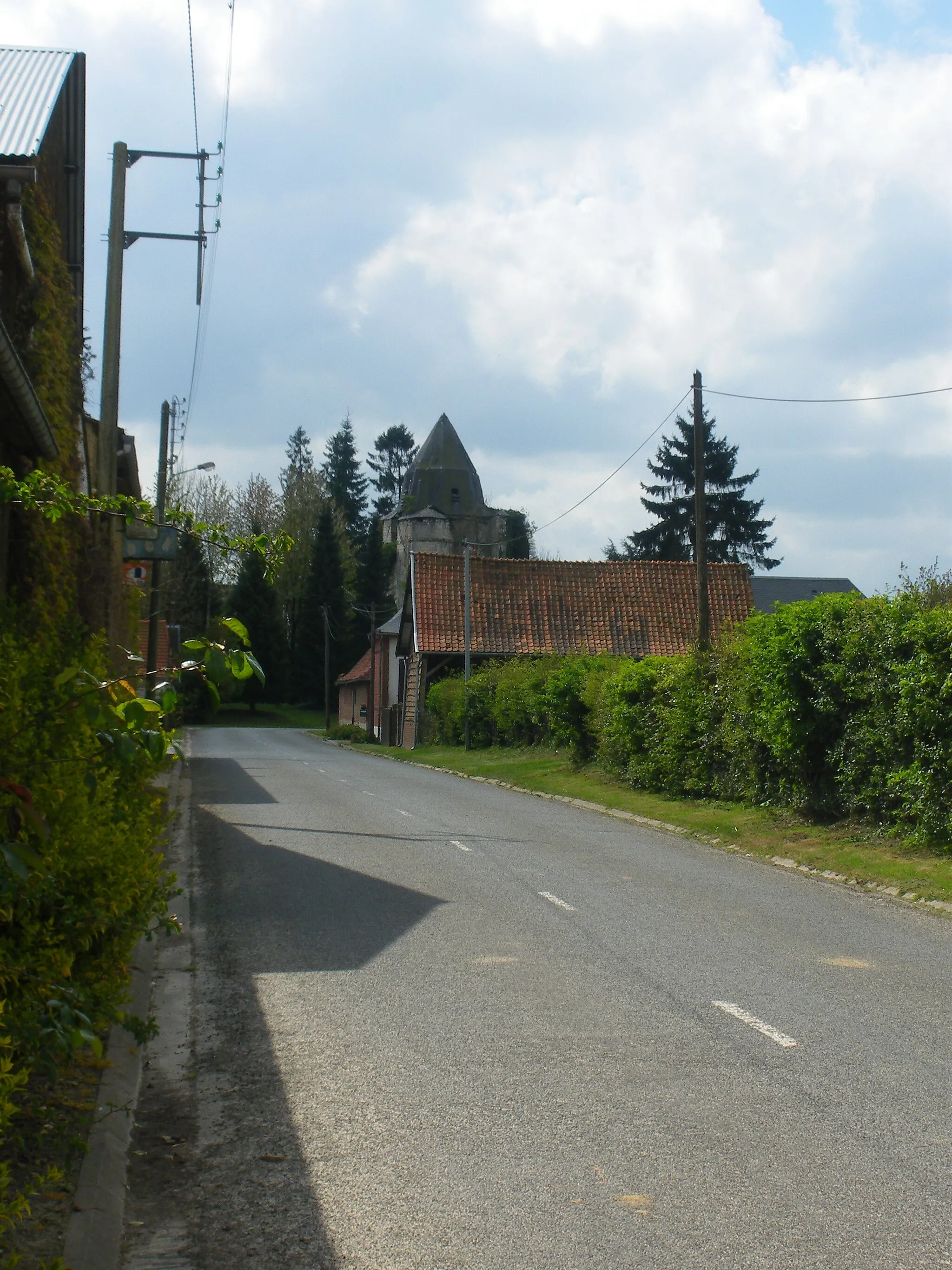 Photo showing: Vue d'une rue d'Houvin-Houvigneul.