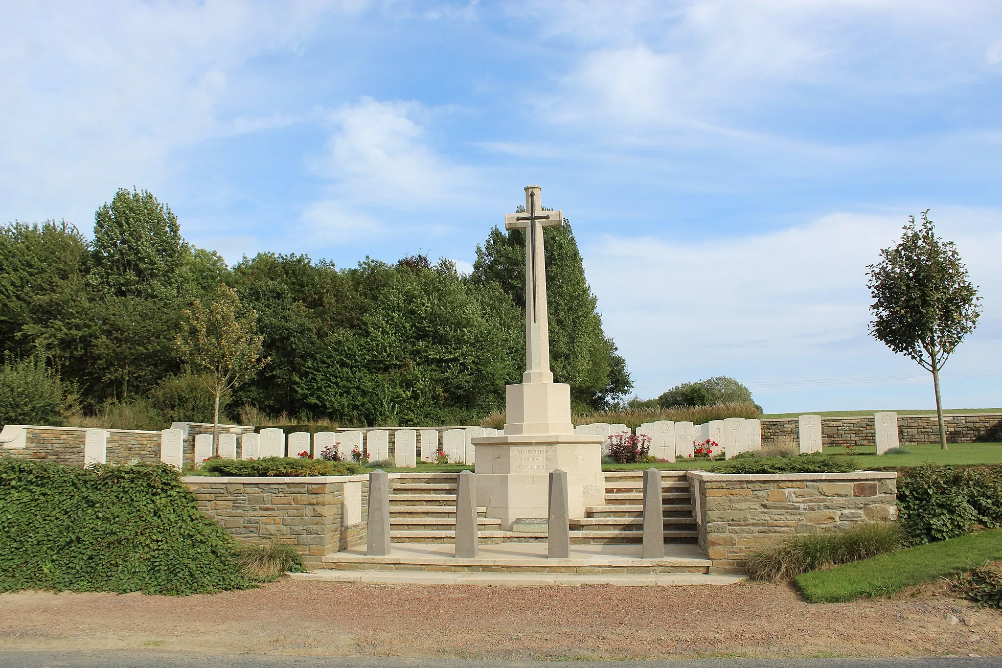 Photo showing: Le cimetière militaire