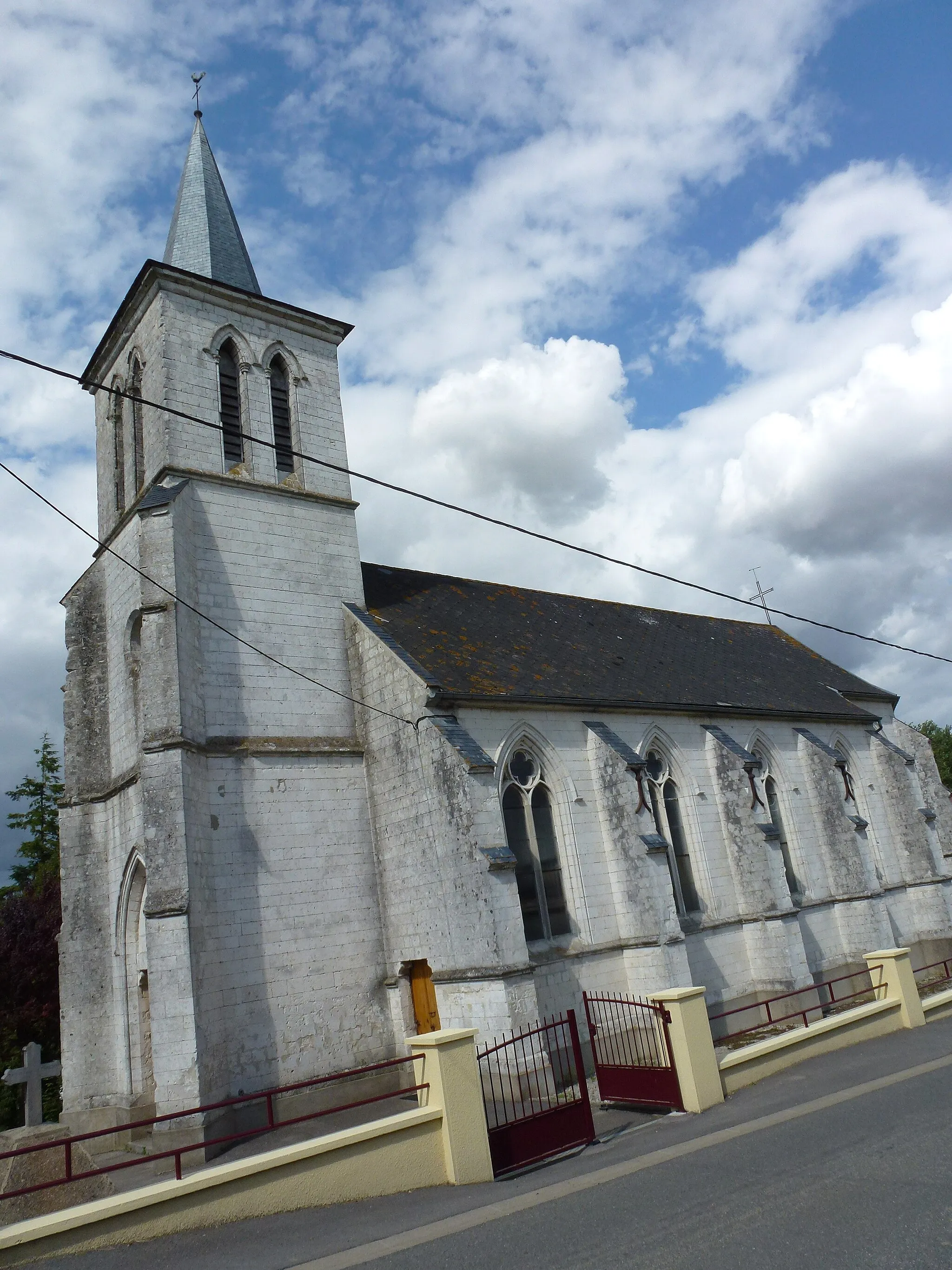 Photo showing: Ouve-Wirquin (Pas-de-Calais) église Notre-Dame