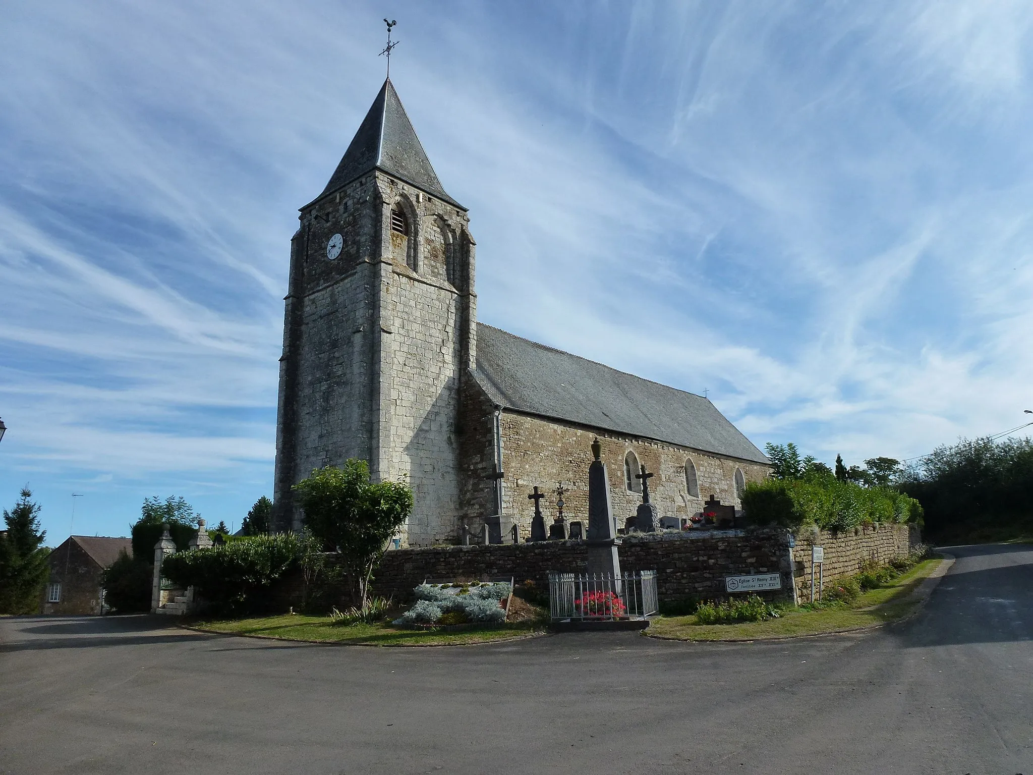 Photo showing: Antheny (Ardennes) Église Saint-Remy extérieur