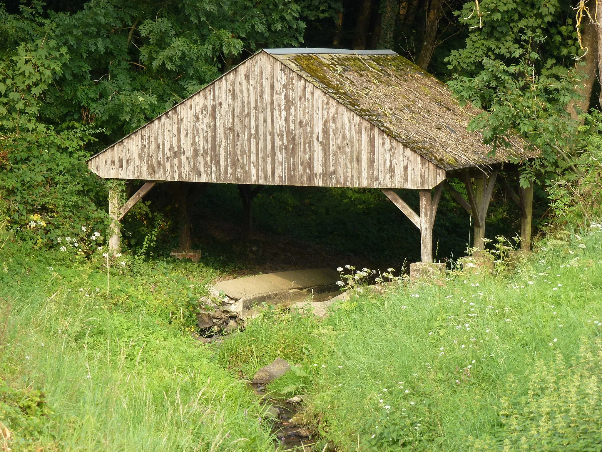 Photo showing: Signy-le-Petit (Ardennes) lavoir A