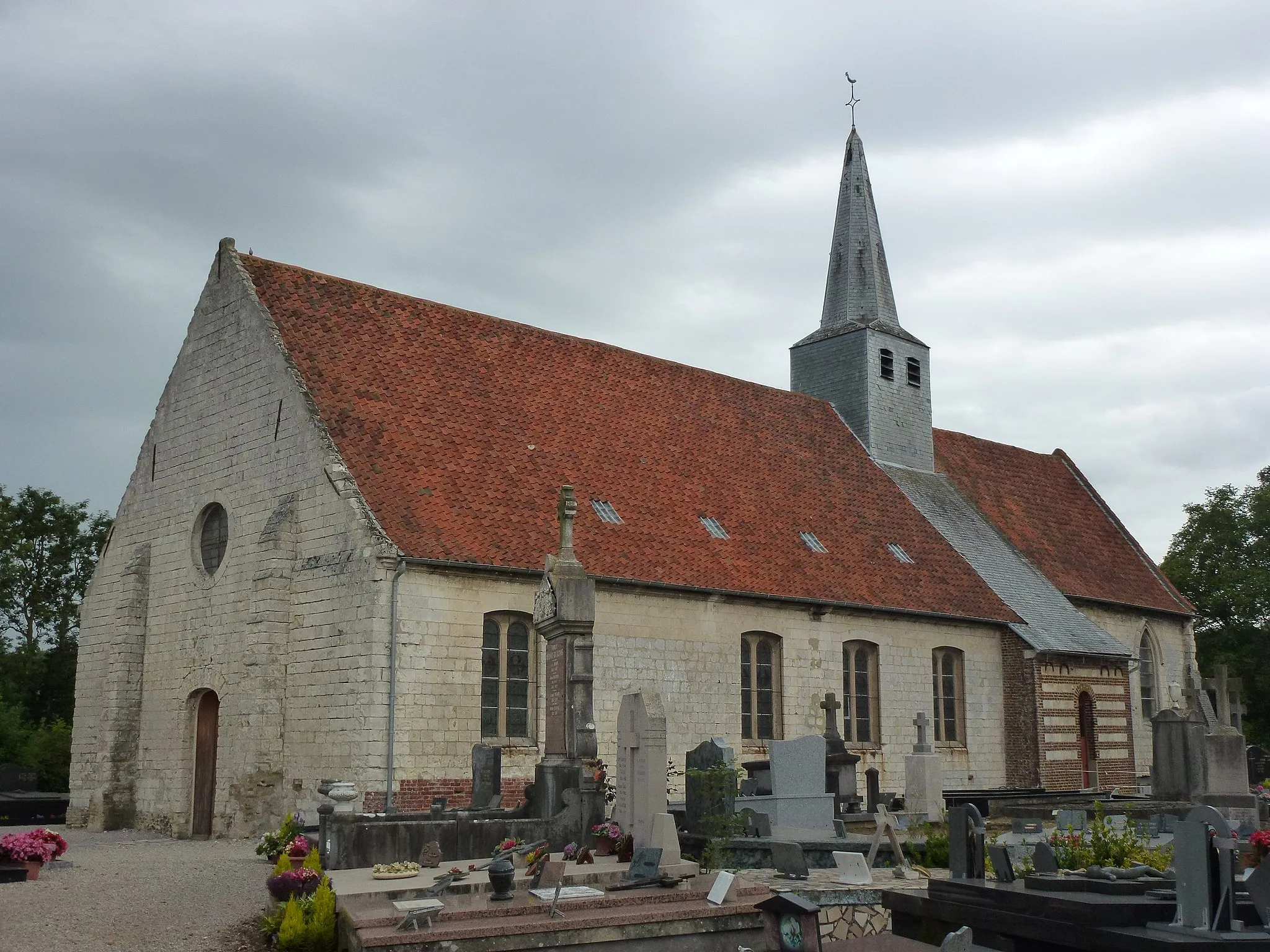 Photo showing: This building is indexed in the base Mérimée, a database of architectural heritage maintained by the French Ministry of Culture, under the reference PA00108366 .