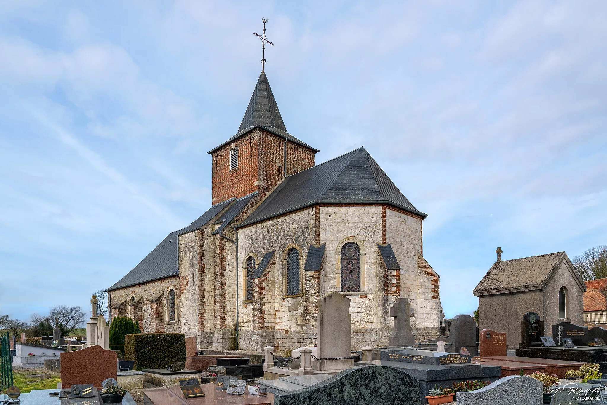Photo showing: Église Saint-Martin de Lacres extérieur