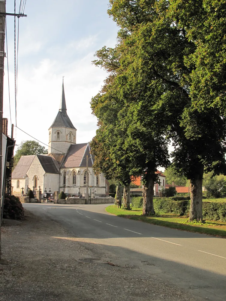 Photo showing: Longvilliers église