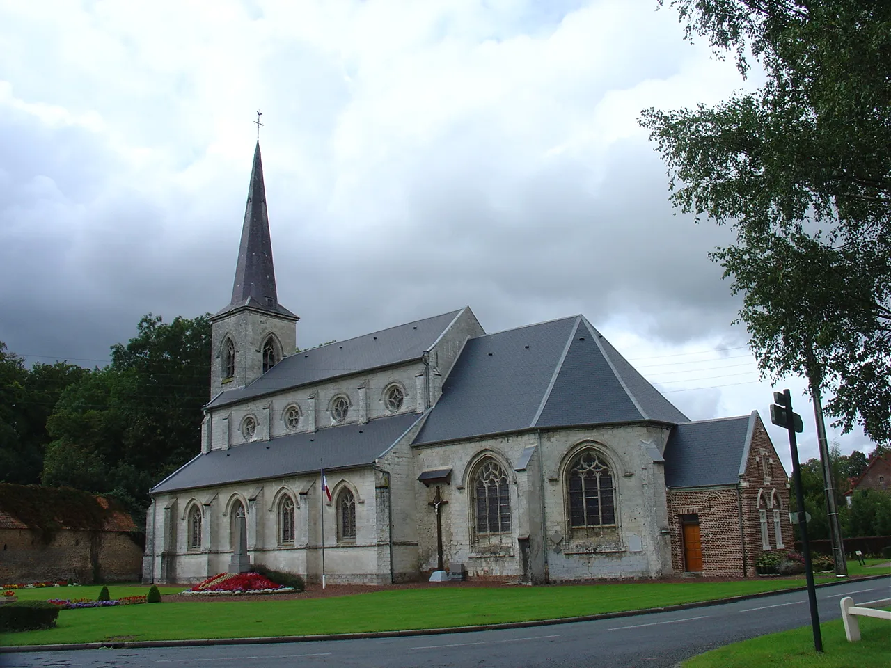 Photo showing: Église de Vieil-Hesdin