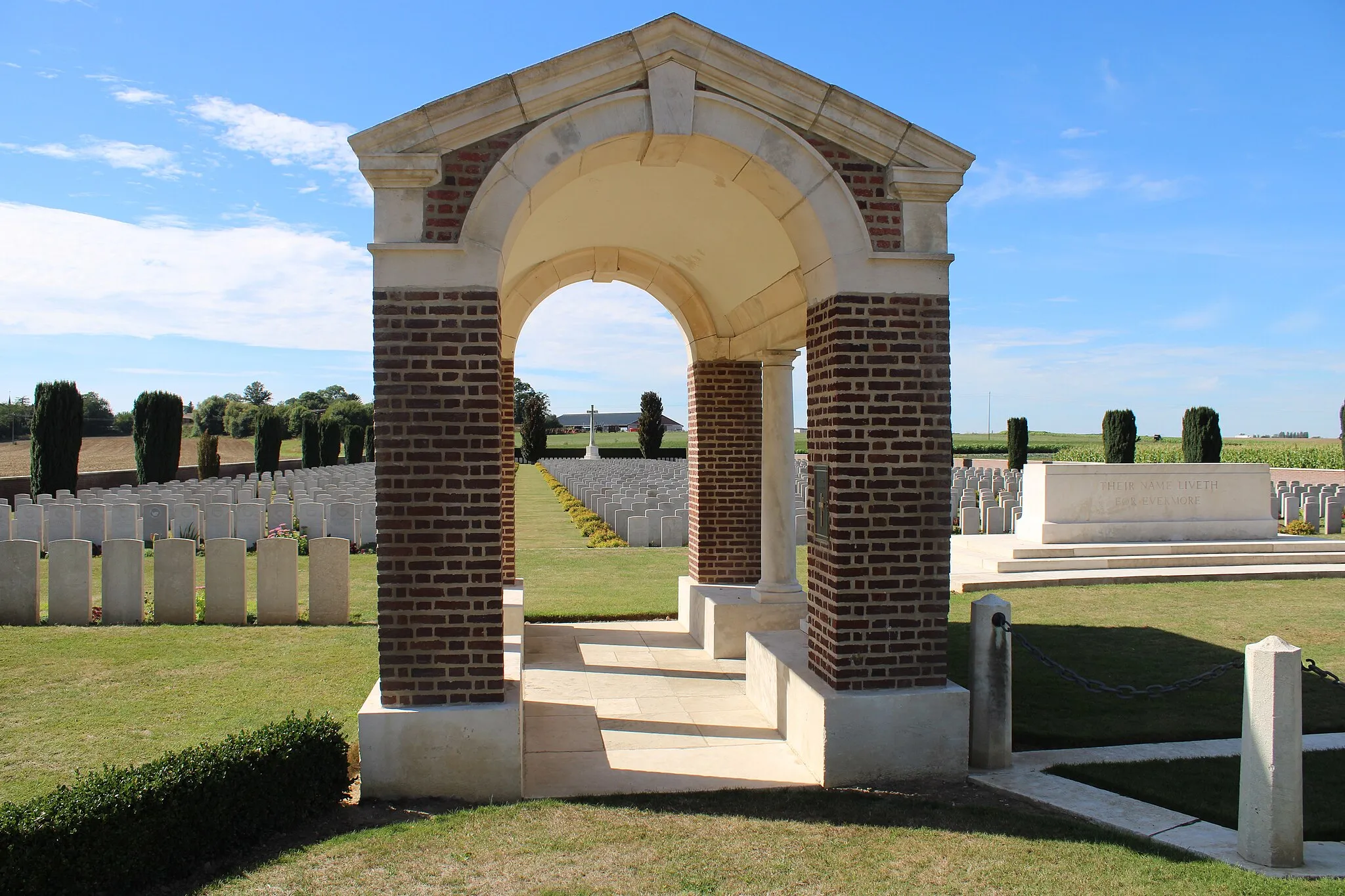 Photo showing: Bancourt British Cemetery