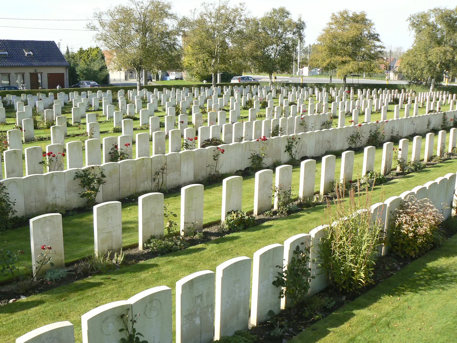 Photo showing: Brandhoek Military Cemetery.