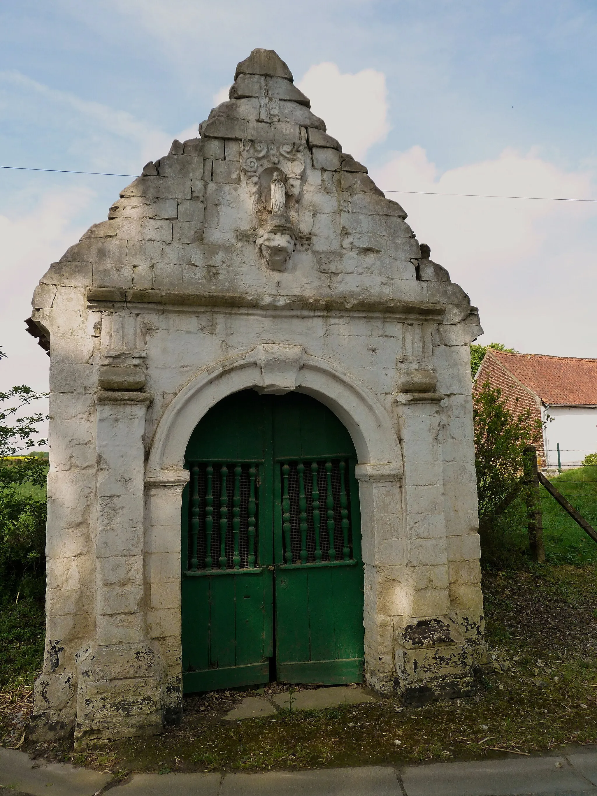 Photo showing: La chapelle datant de 1714  à Moringhem Pas-de-Calais.- France.