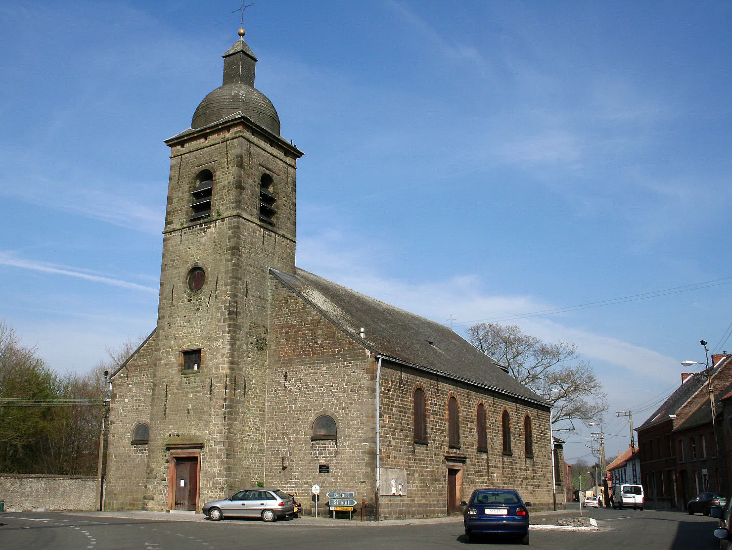 Photo showing: Stambruges (Belgium),  the St. Servais church (1831).