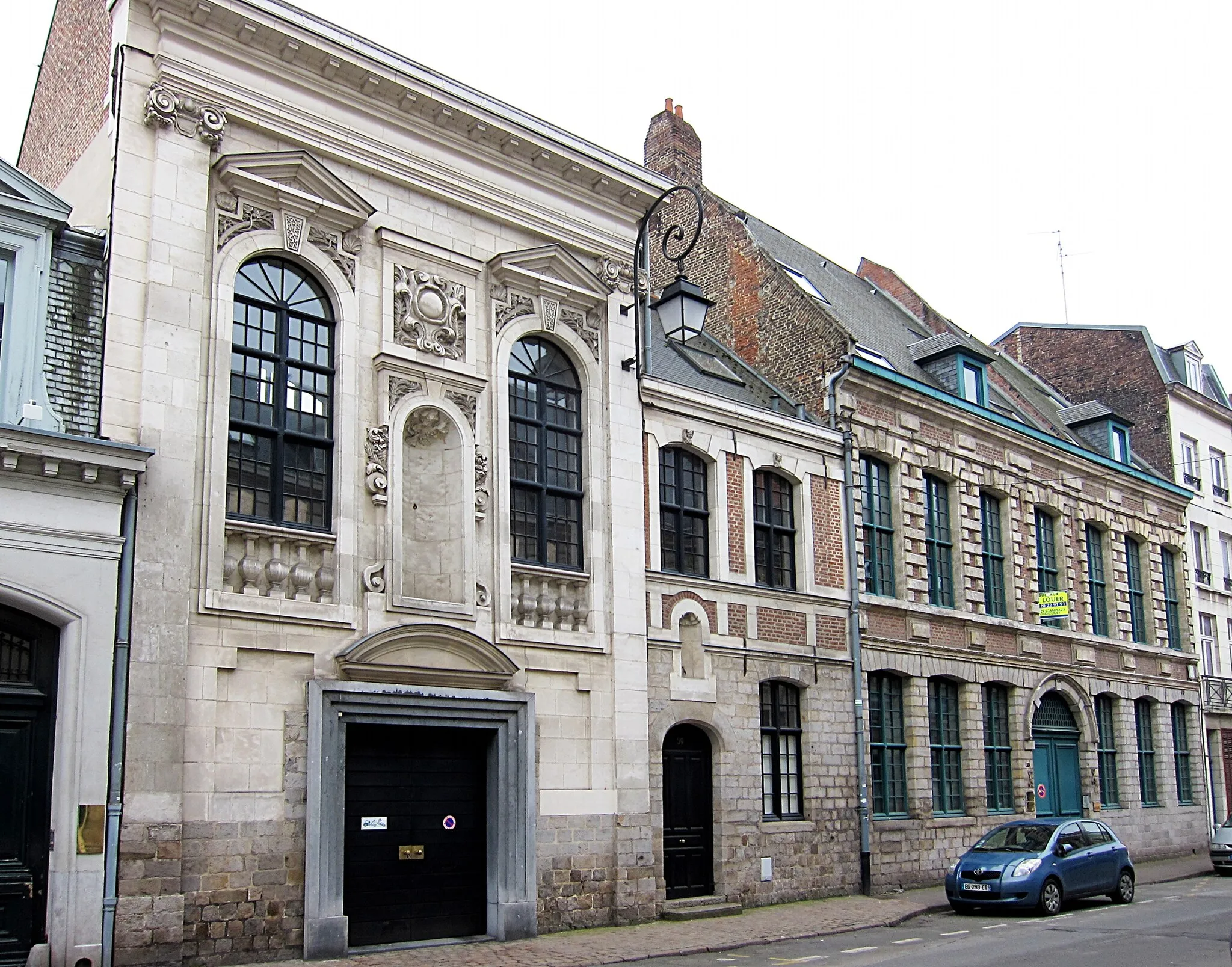 Photo showing: Ancien couvent des Madelonnettes 39, 41 rue de la Barre à Lille.