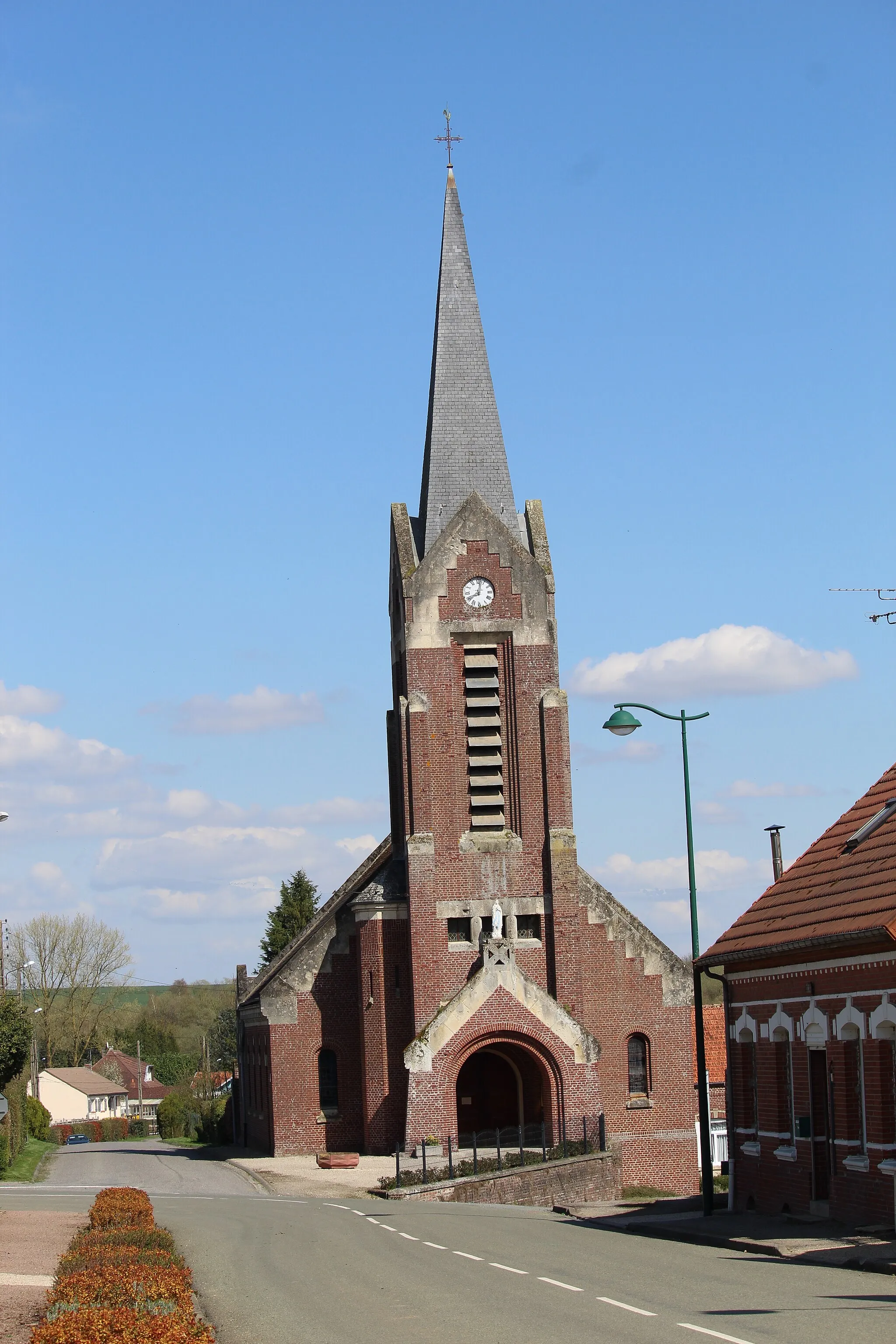 Photo showing: L'église Saint-Michel.