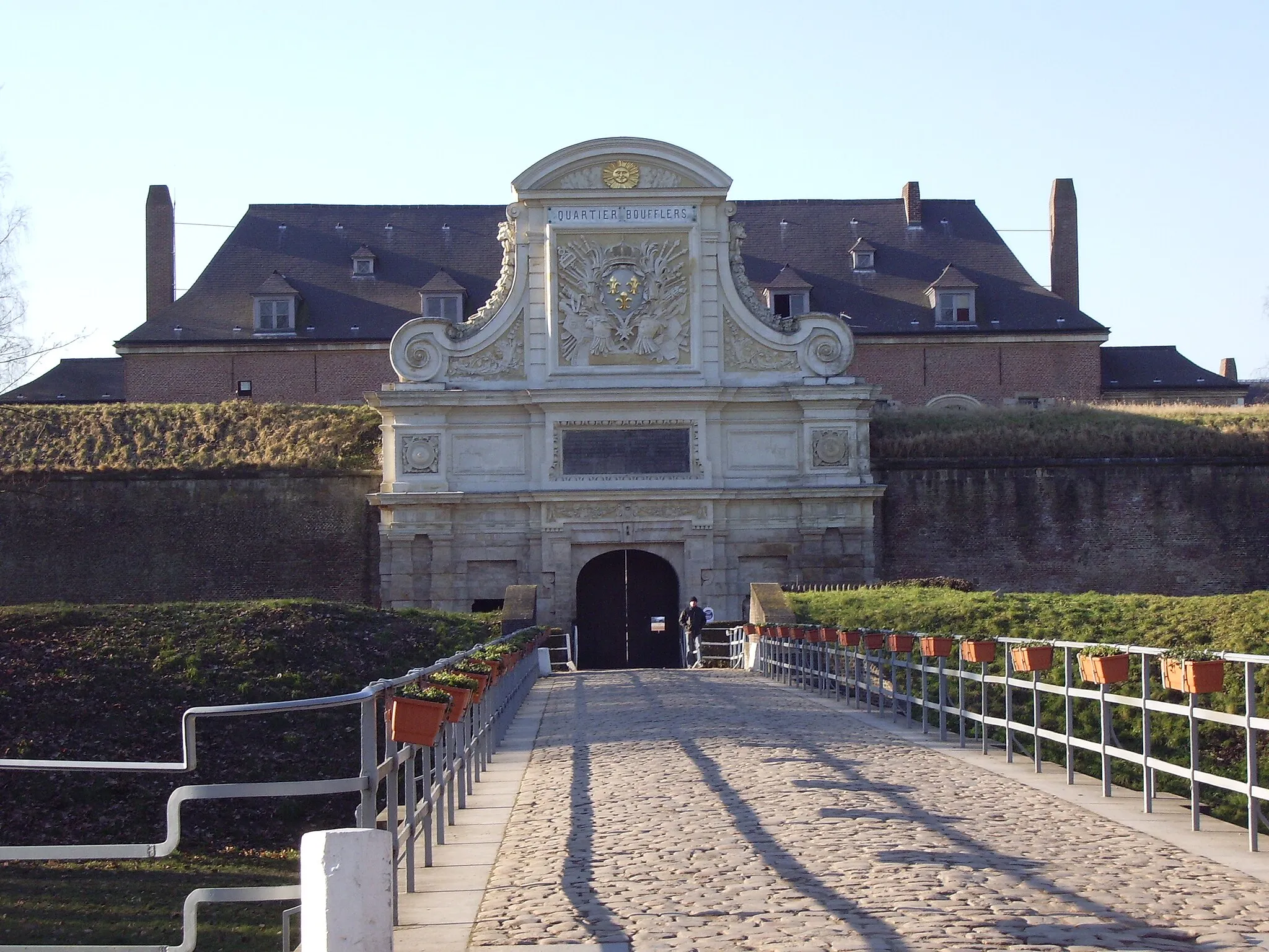 Photo showing: Lille : Entrance of the "Vauban Citadelle" (17th century)