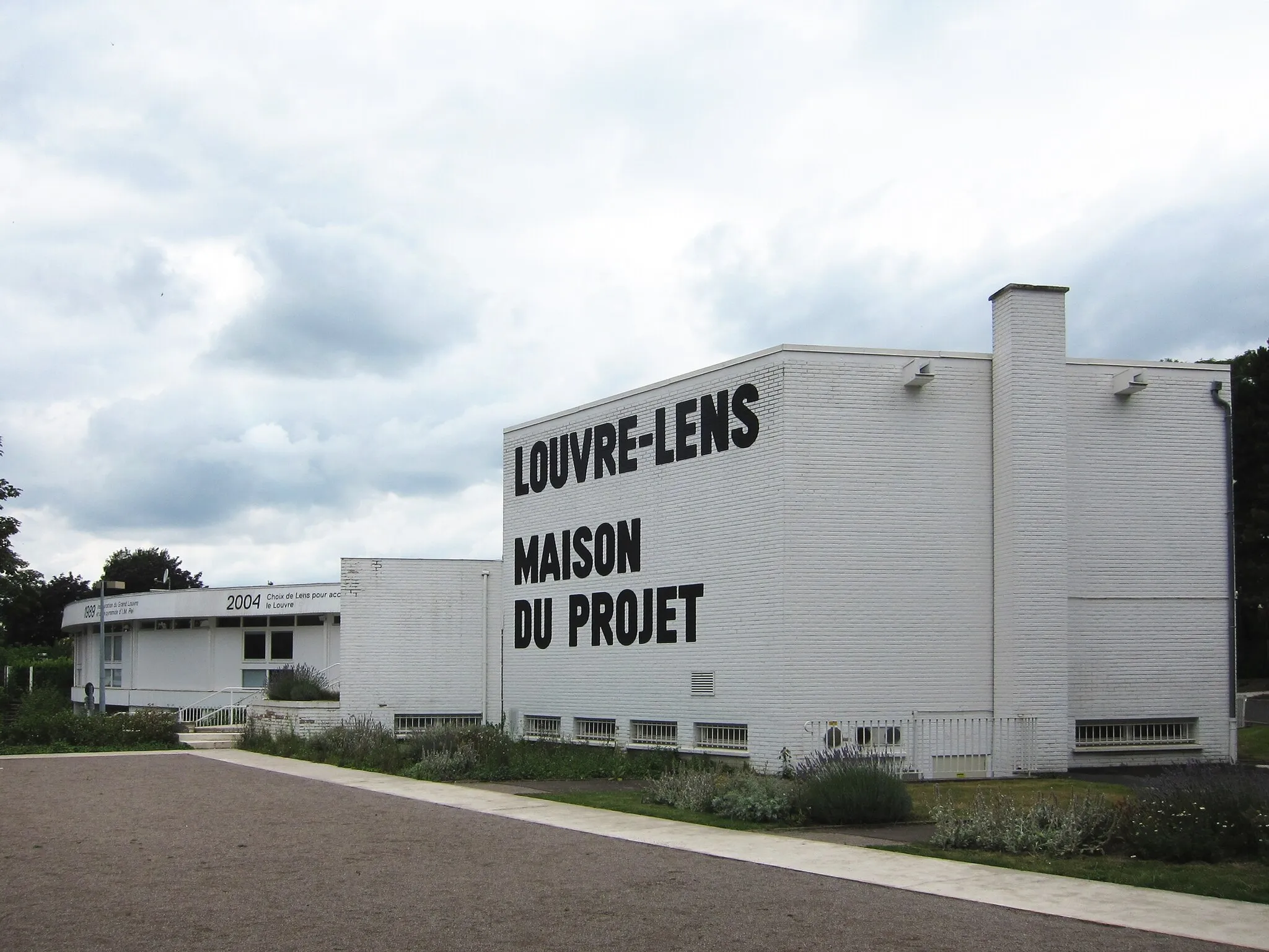 Photo showing: La maison du projet du Louvre-Lens à Lens (Pas-de-Calais).