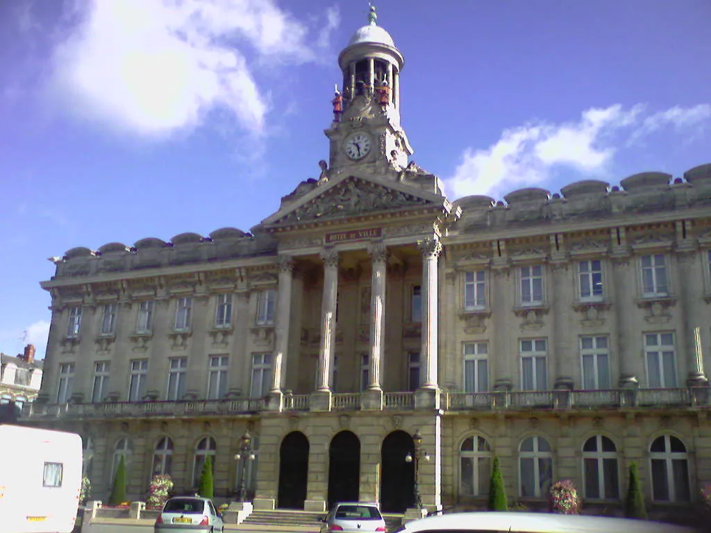 Photo showing: Cambrai - Hôtel de ville